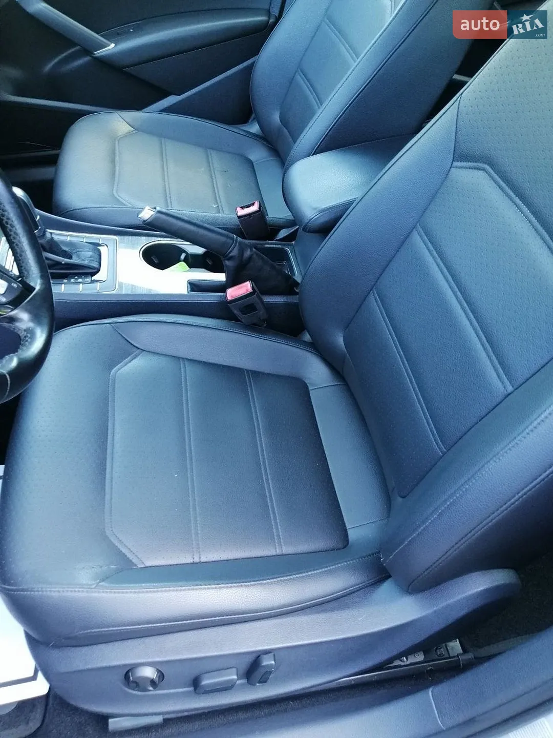 2017 Volkswagen Passat - мініатюра 12