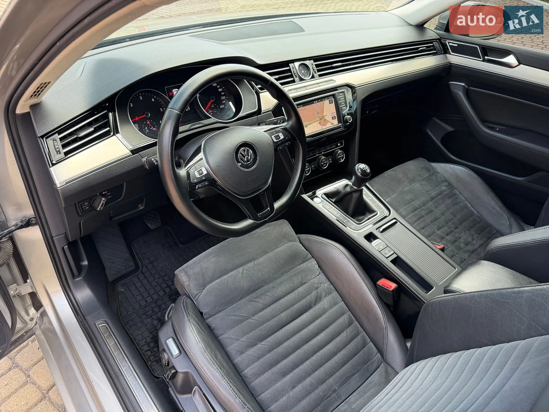 2015 Volkswagen Passat - мініатюра 42
