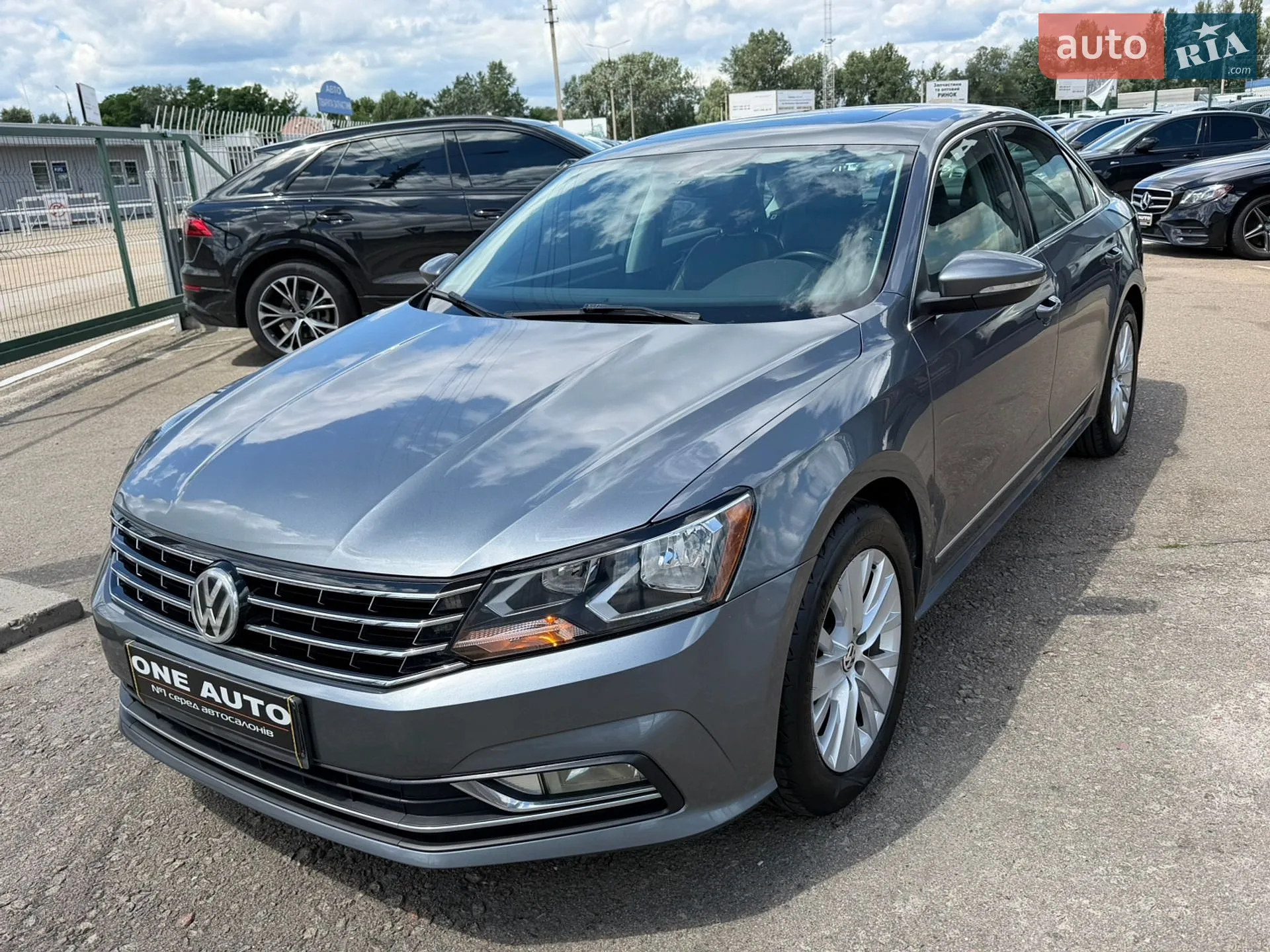 2016 Volkswagen Passat - мініатюра 2
