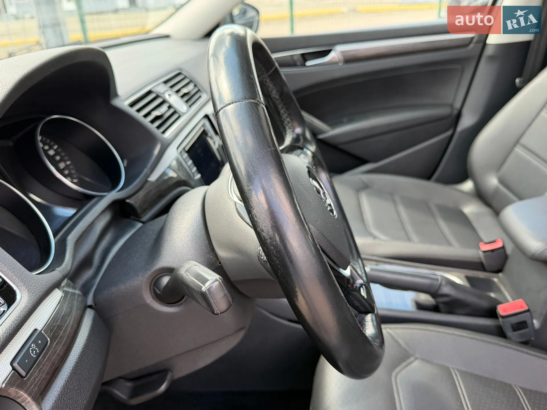 2016 Volkswagen Passat - мініатюра 17