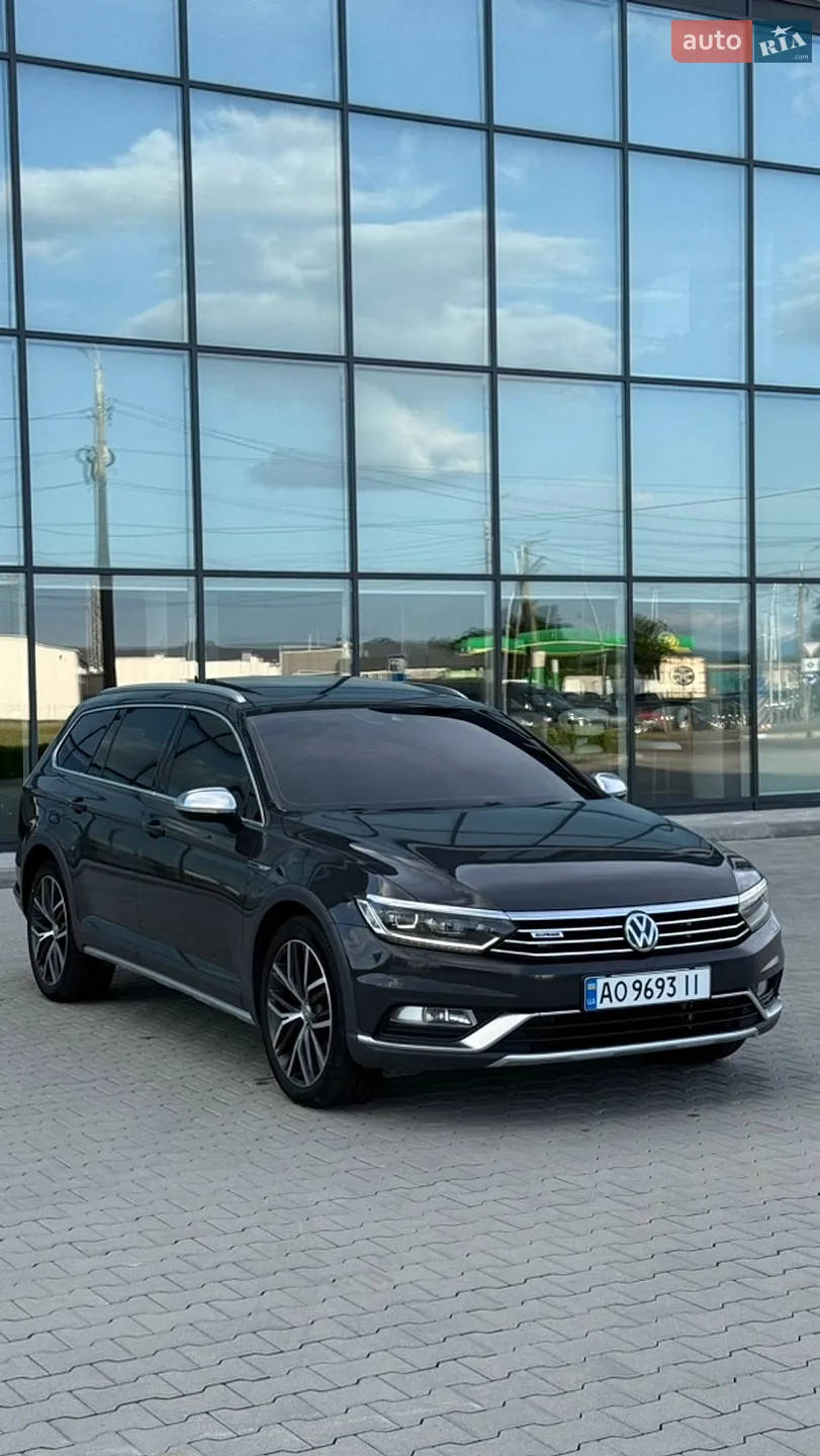 2019 Volkswagen Passat - мініатюра 2