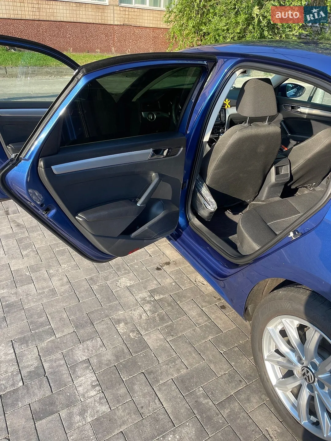 2017 Volkswagen Passat - мініатюра 3