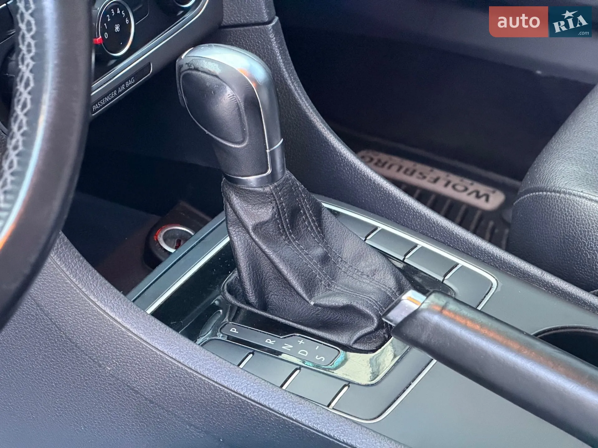 2013 Volkswagen Passat - мініатюра 24