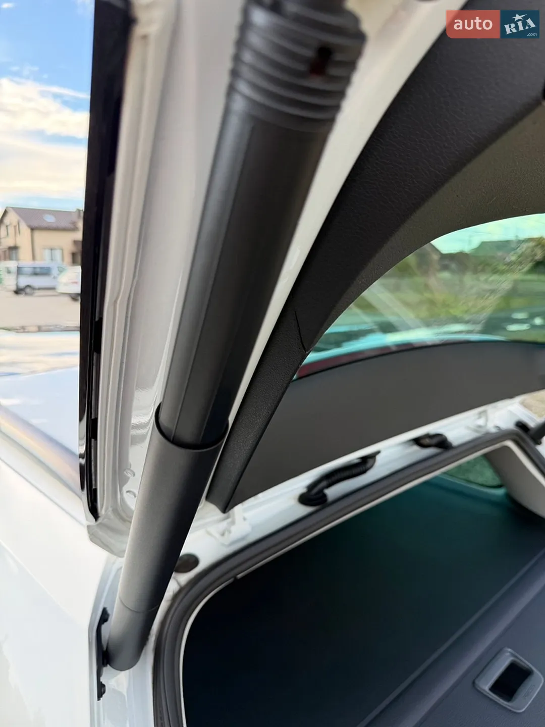 2022 Volkswagen Passat - мініатюра 105