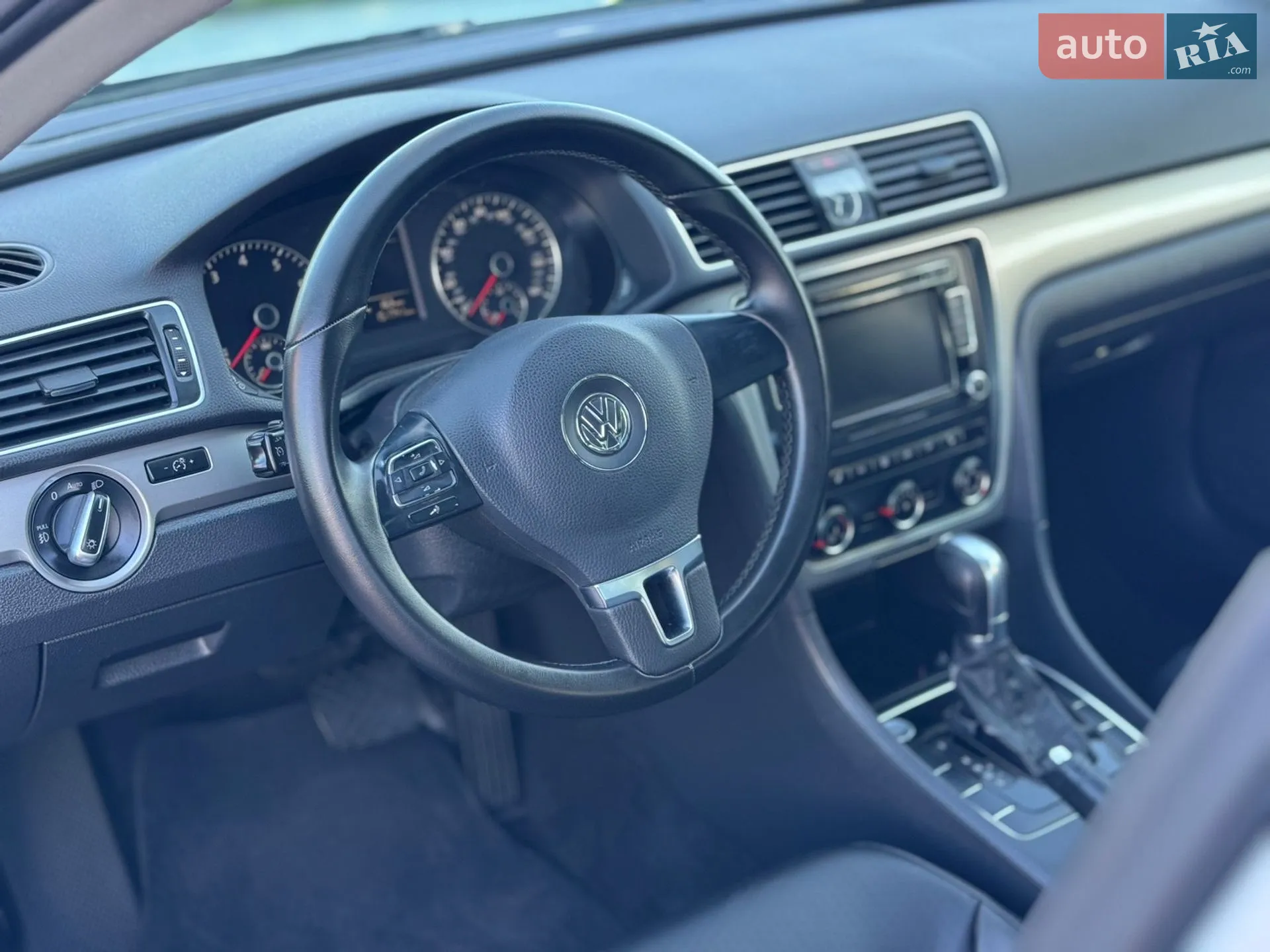2015 Volkswagen Passat - мініатюра 19