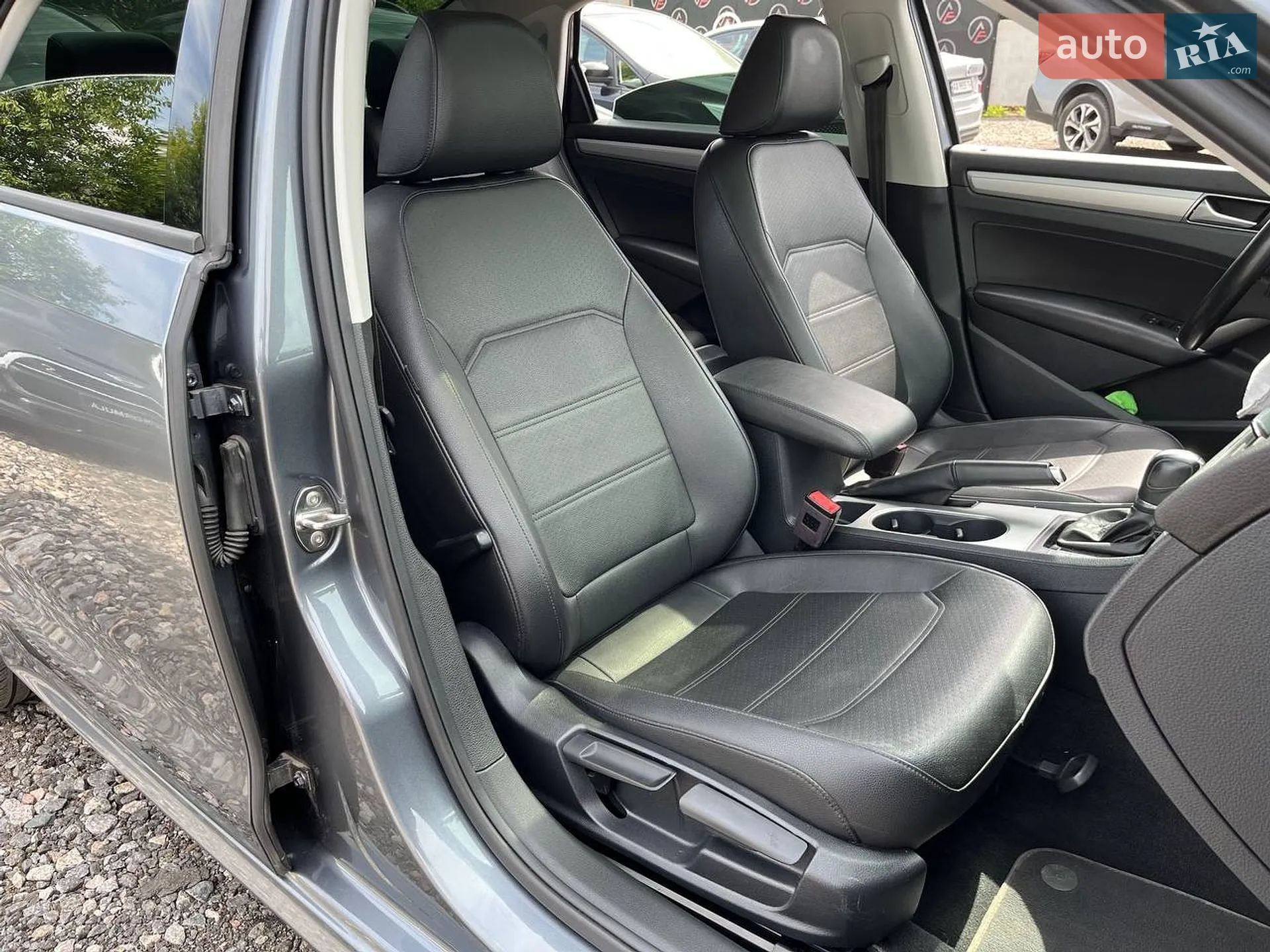 2018 Volkswagen Passat - мініатюра 16