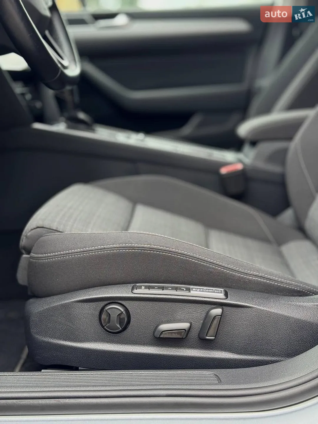 2022 Volkswagen Passat - мініатюра 22