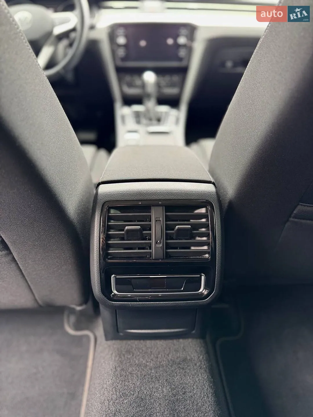 2022 Volkswagen Passat - мініатюра 30