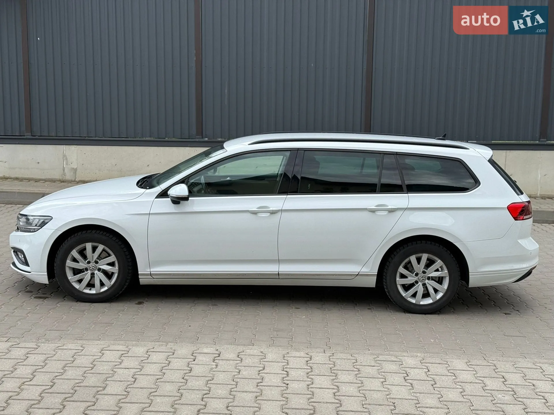 2020 Volkswagen Passat - мініатюра 3