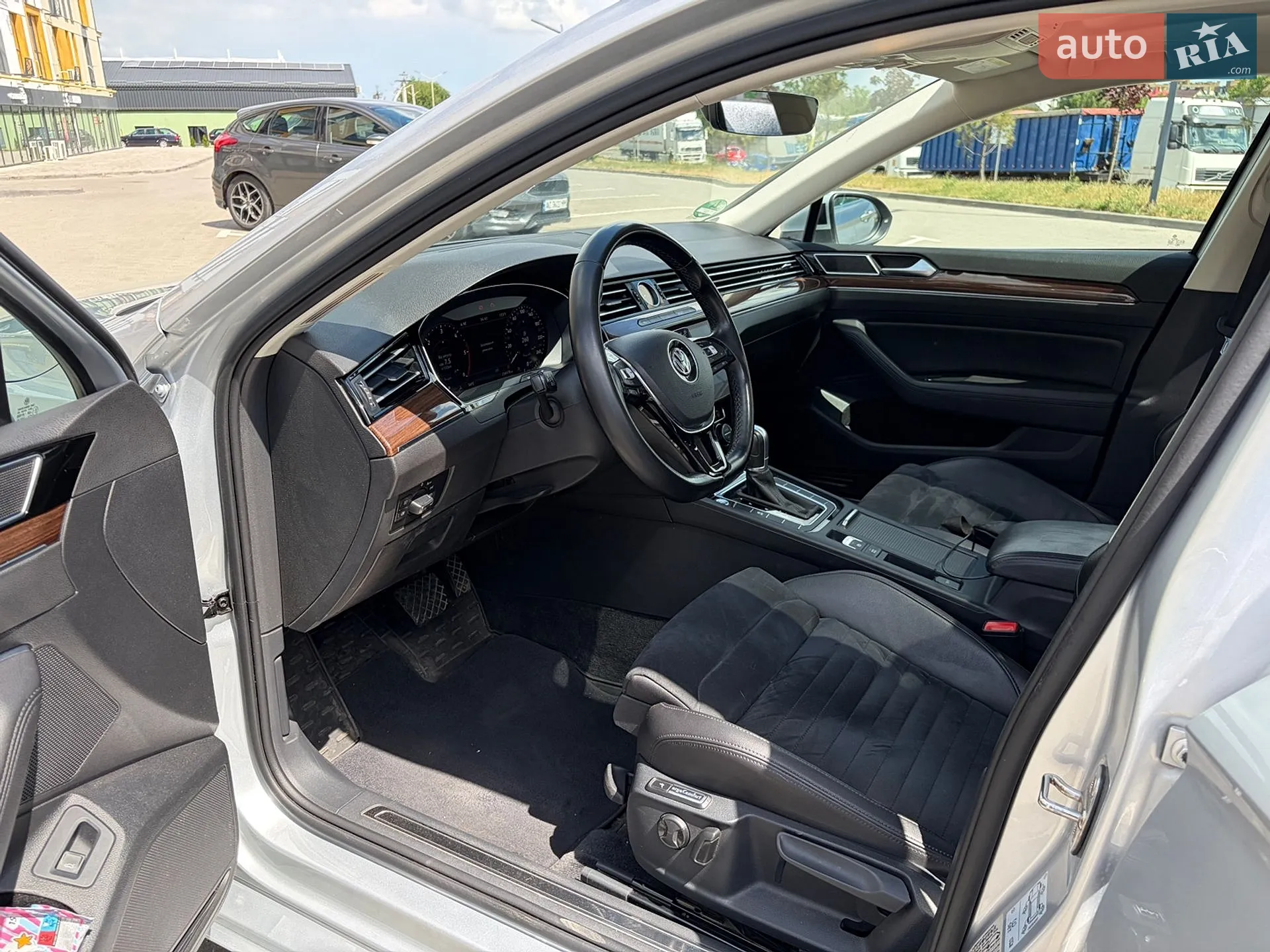 2018 Volkswagen Passat - мініатюра 16