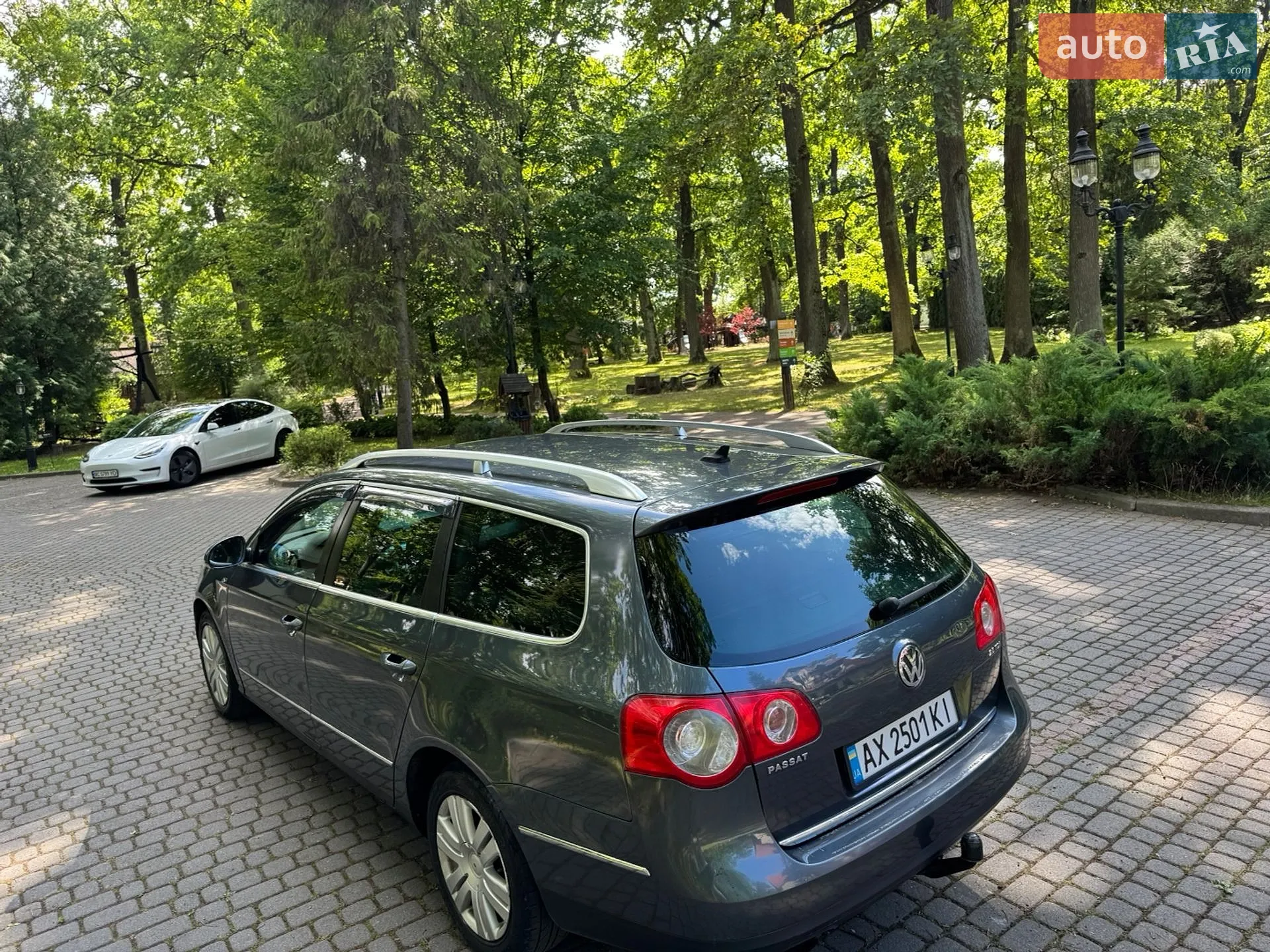 2010 Volkswagen Passat - мініатюра 9