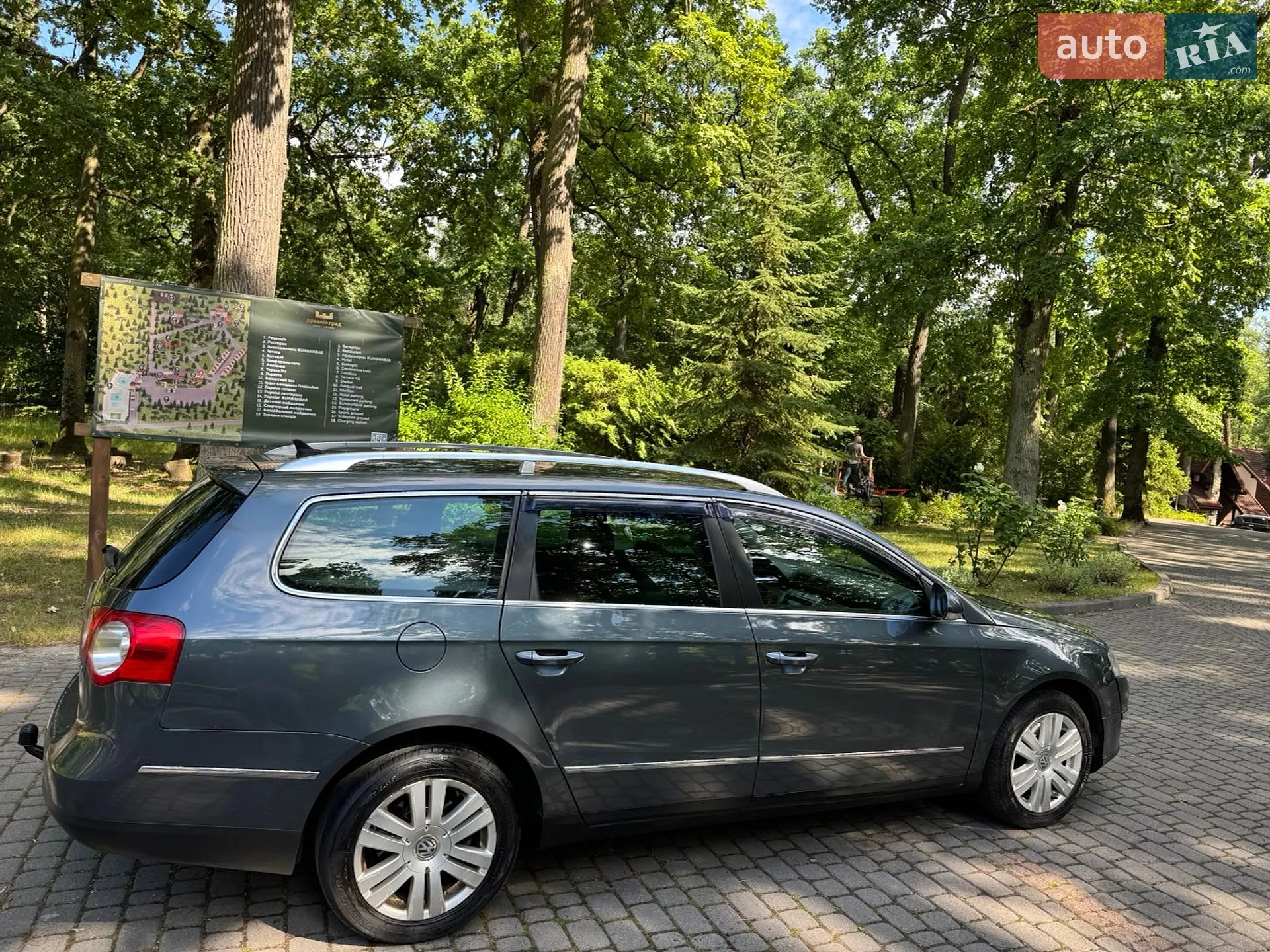 2010 Volkswagen Passat - мініатюра 12