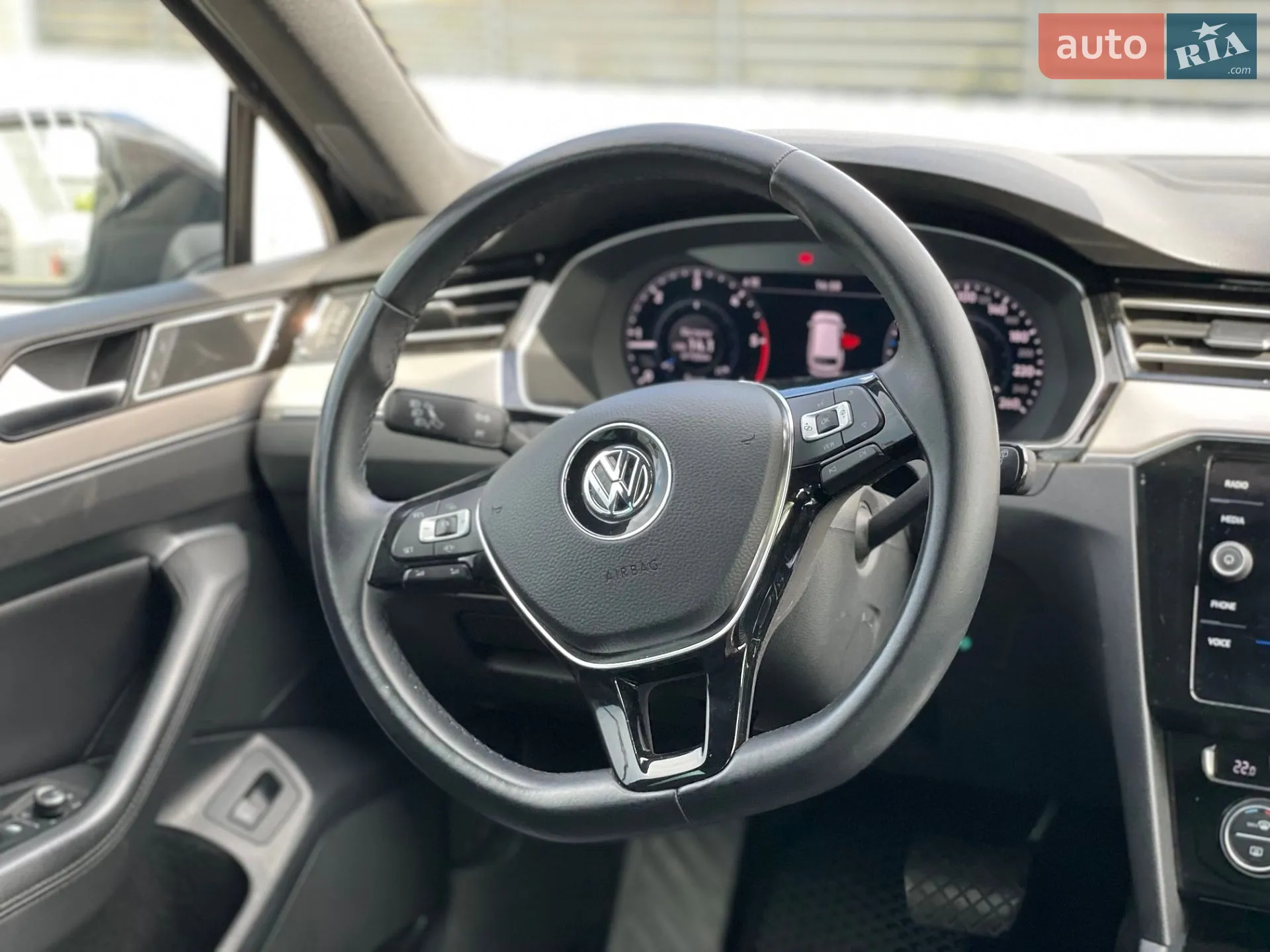 2018 Volkswagen Passat - мініатюра 15