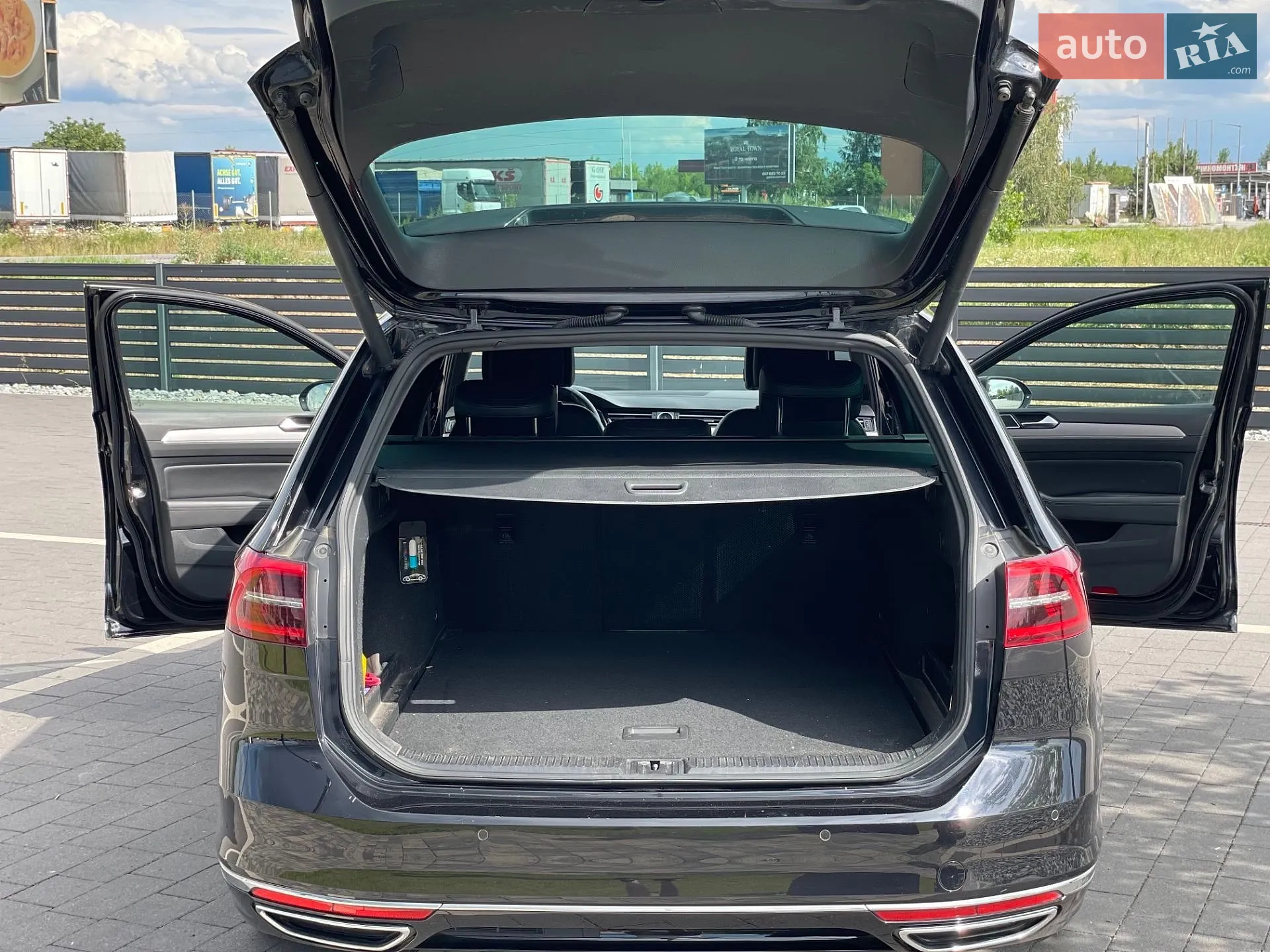 2018 Volkswagen Passat - мініатюра 35