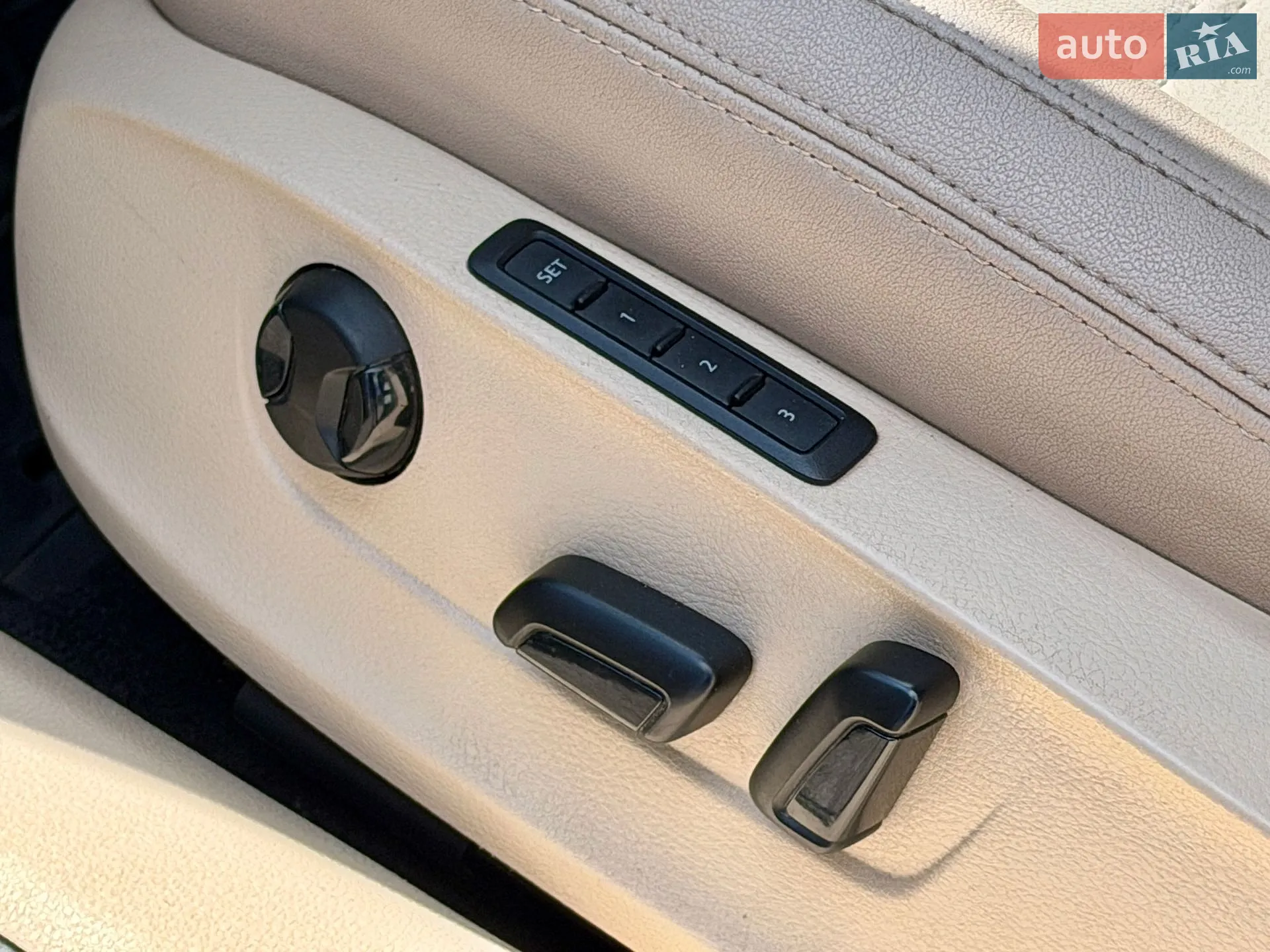 2013 Volkswagen Passat - мініатюра 23