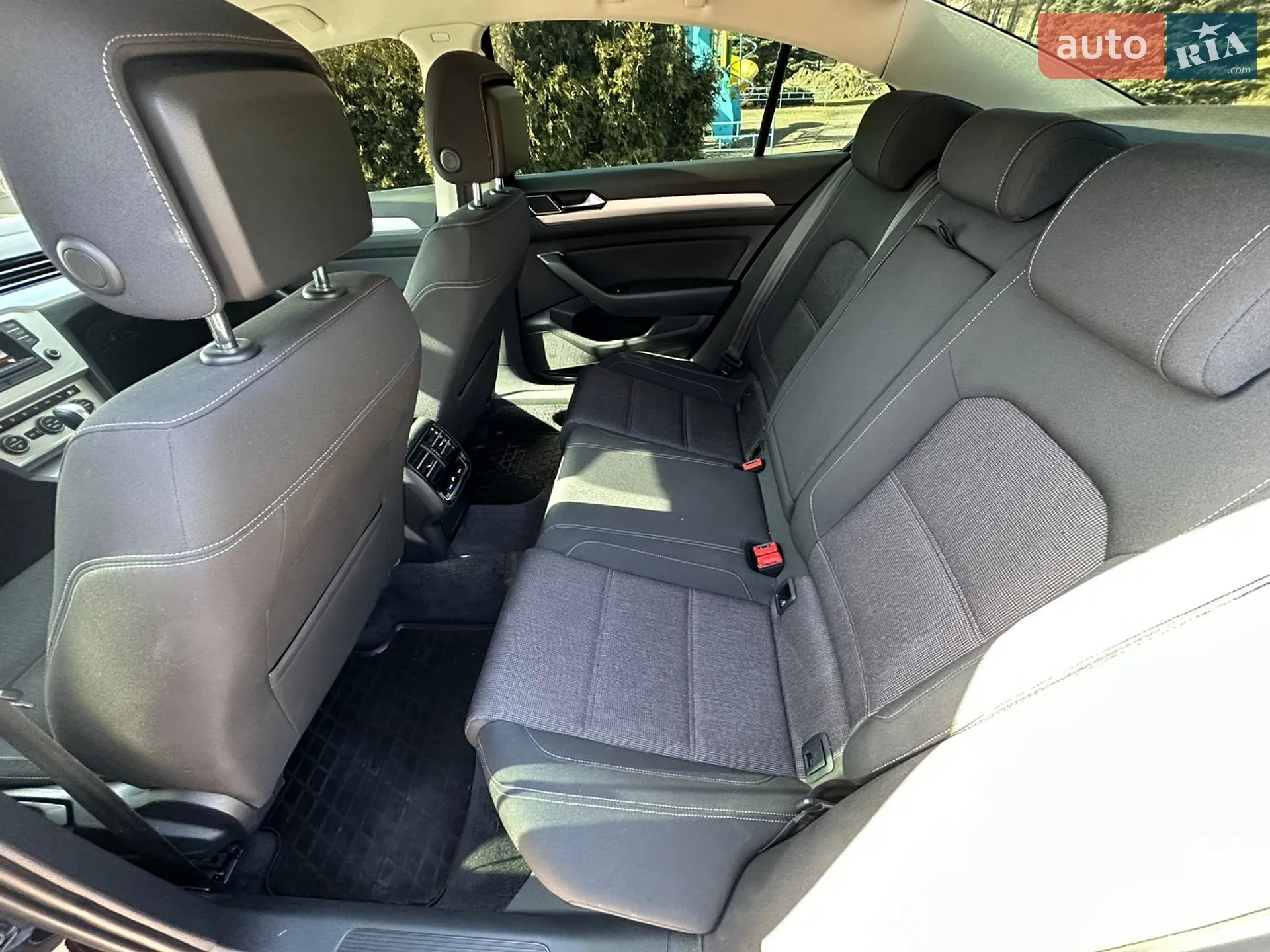 2015 Volkswagen Passat - мініатюра 15