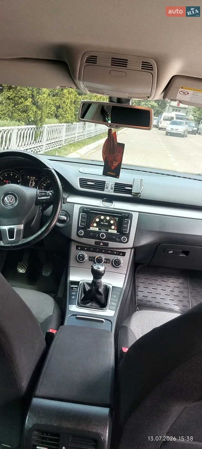 2012 Volkswagen Passat - мініатюра 9