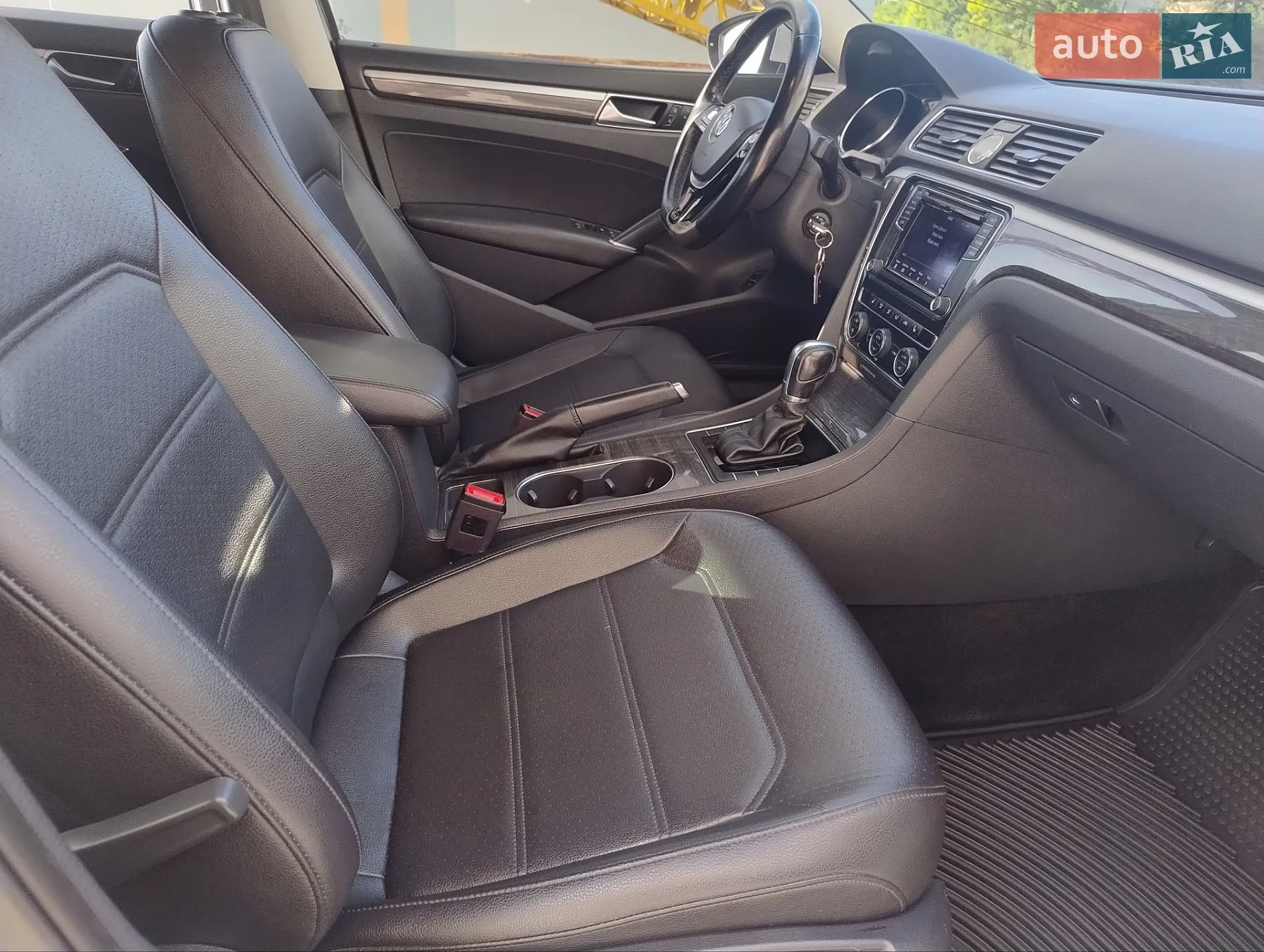 2016 Volkswagen Passat - мініатюра 42