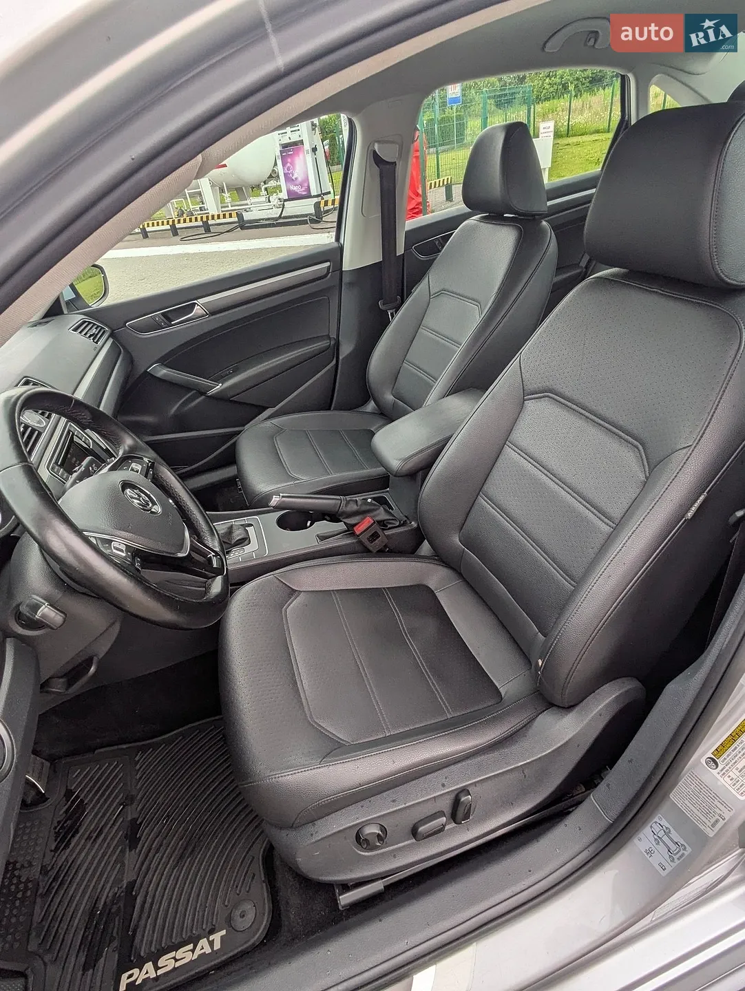 2016 Volkswagen Passat - мініатюра 16