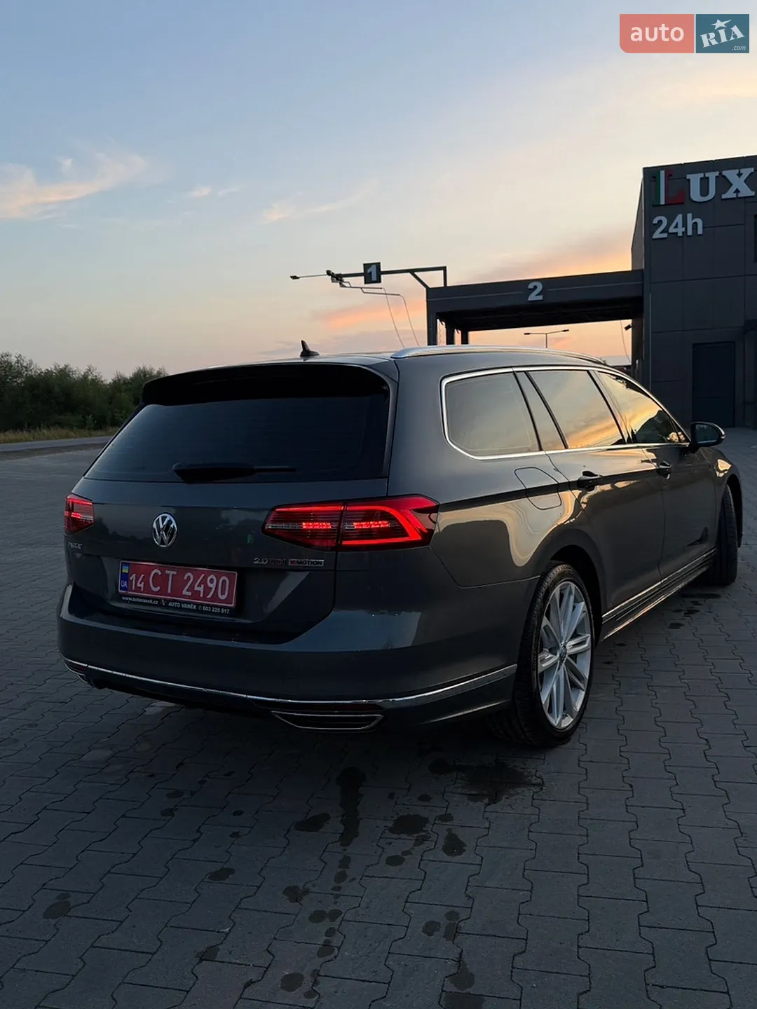 2015 Volkswagen Passat - мініатюра 17