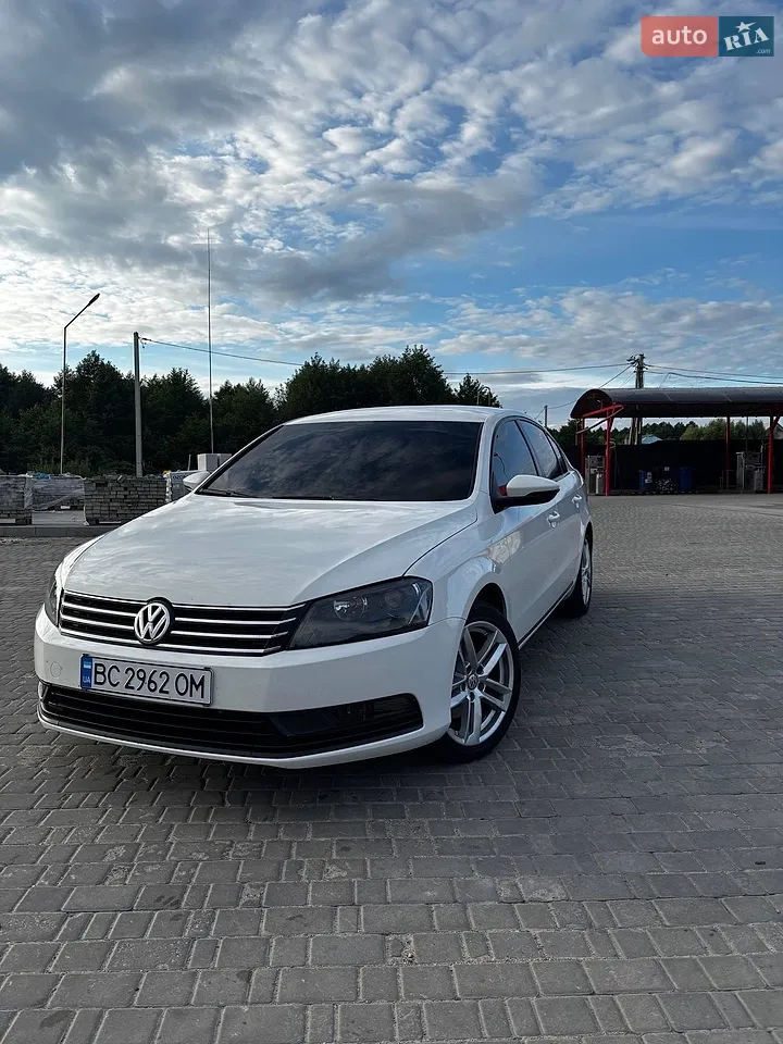 2013 Volkswagen Passat - мініатюра 31