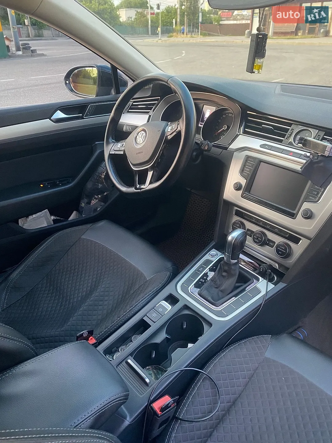 2015 Volkswagen Passat - мініатюра 6