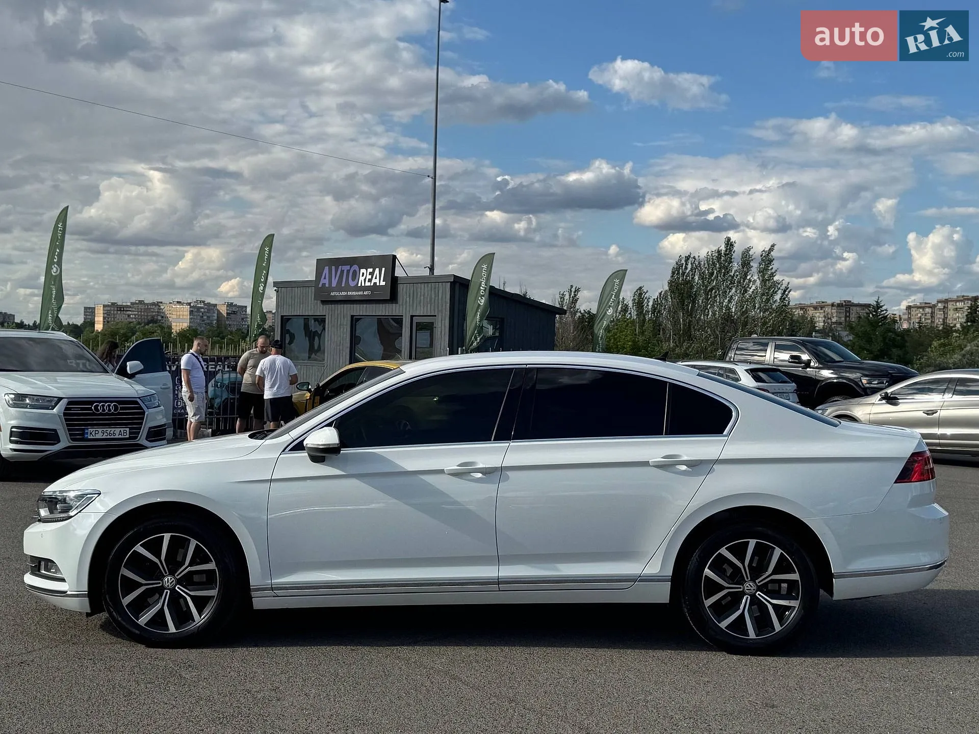 2017 Volkswagen Passat - мініатюра 9