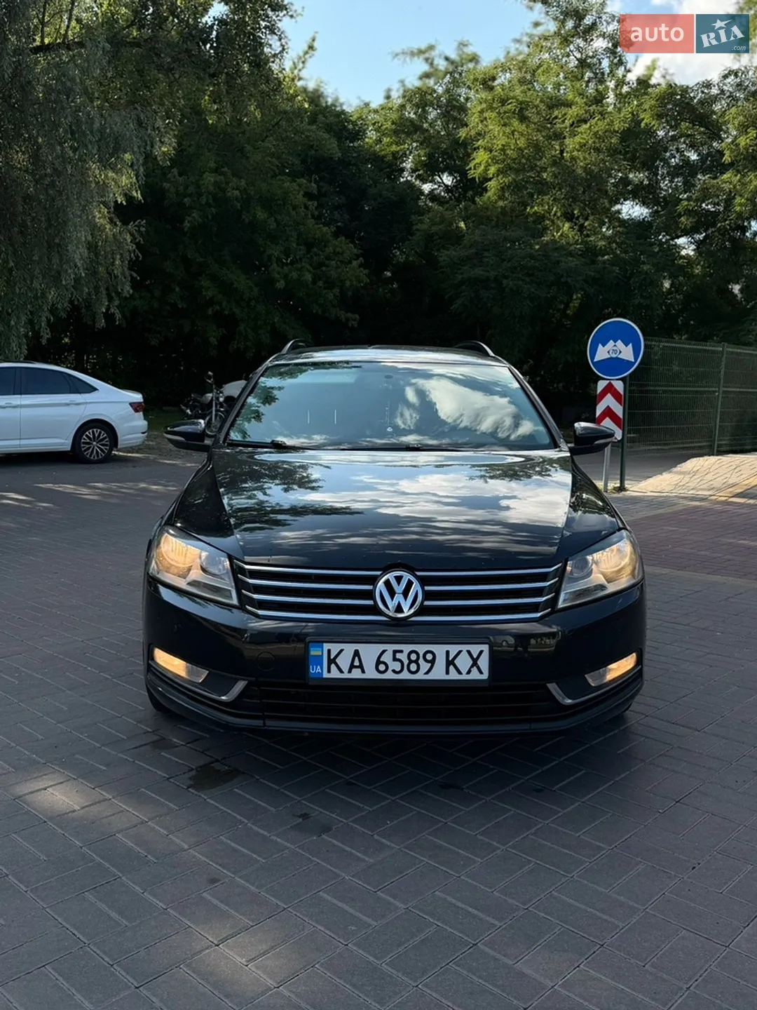 2011 Volkswagen Passat - мініатюра 2
