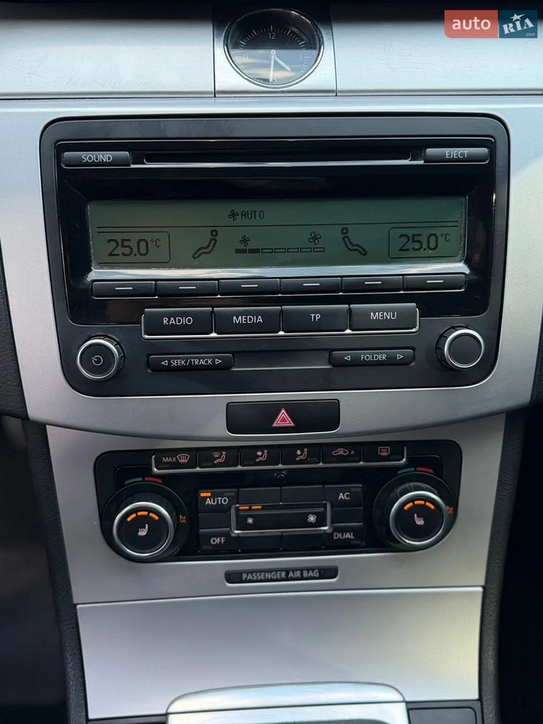 2011 Volkswagen Passat - мініатюра 10
