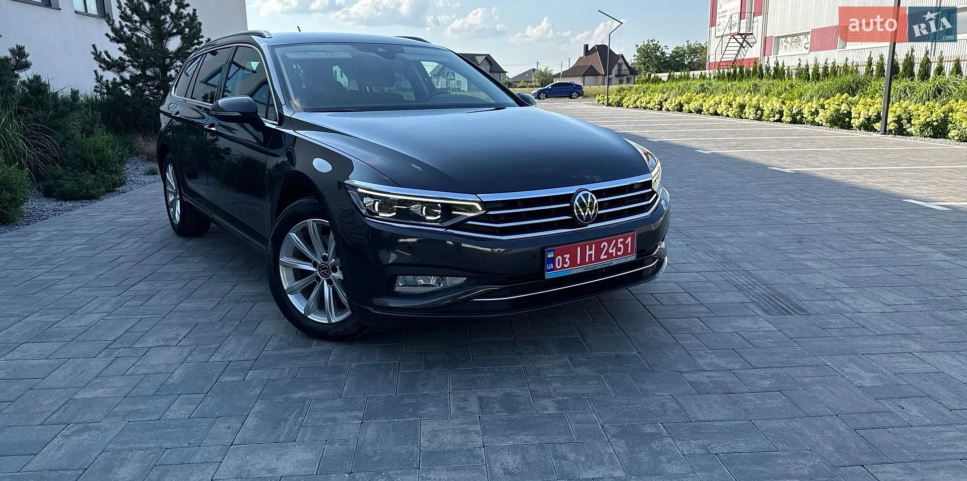 2023 Volkswagen Passat - фото 1