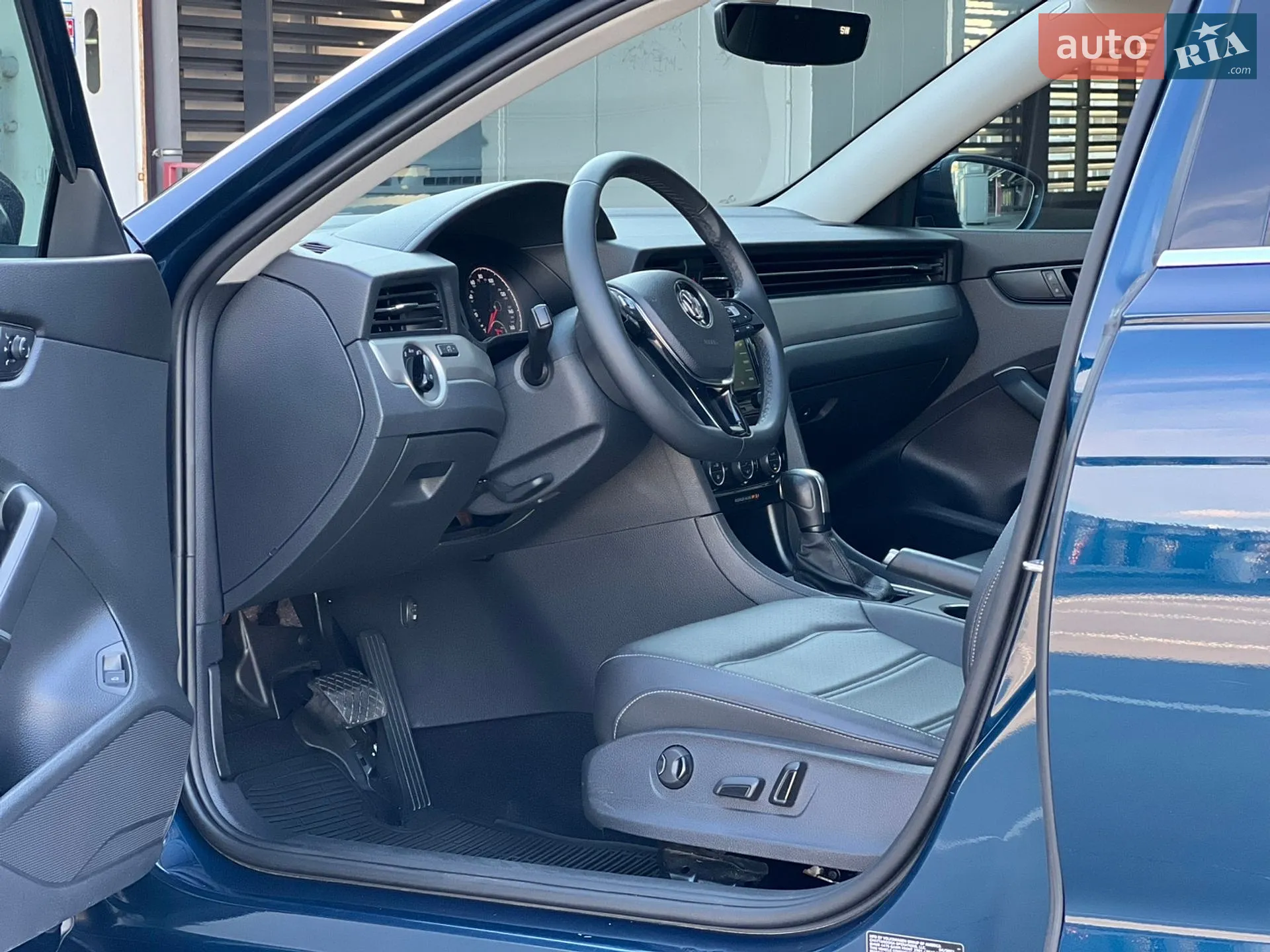 2021 Volkswagen Passat - мініатюра 35
