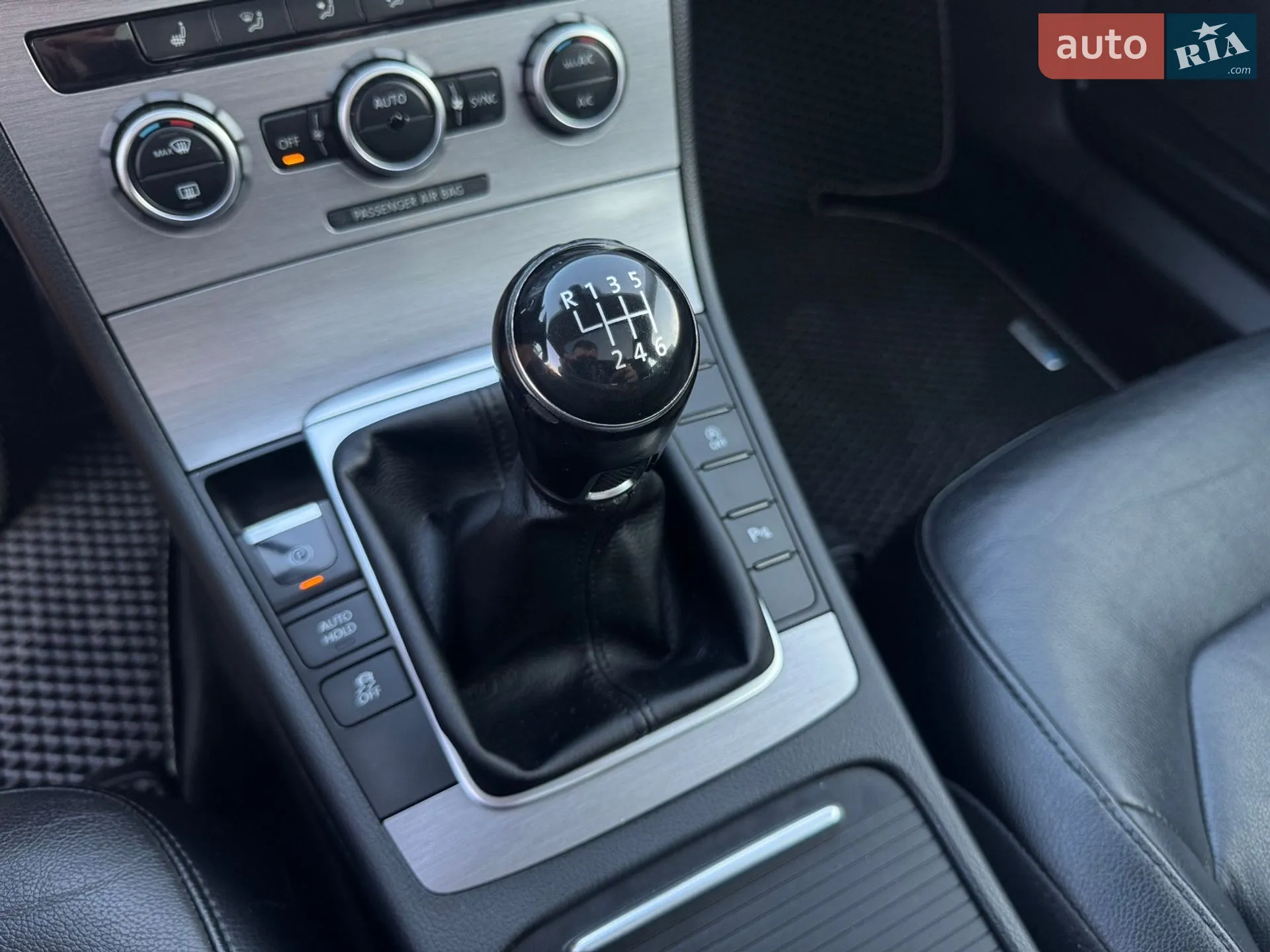 2014 Volkswagen Passat - мініатюра 32