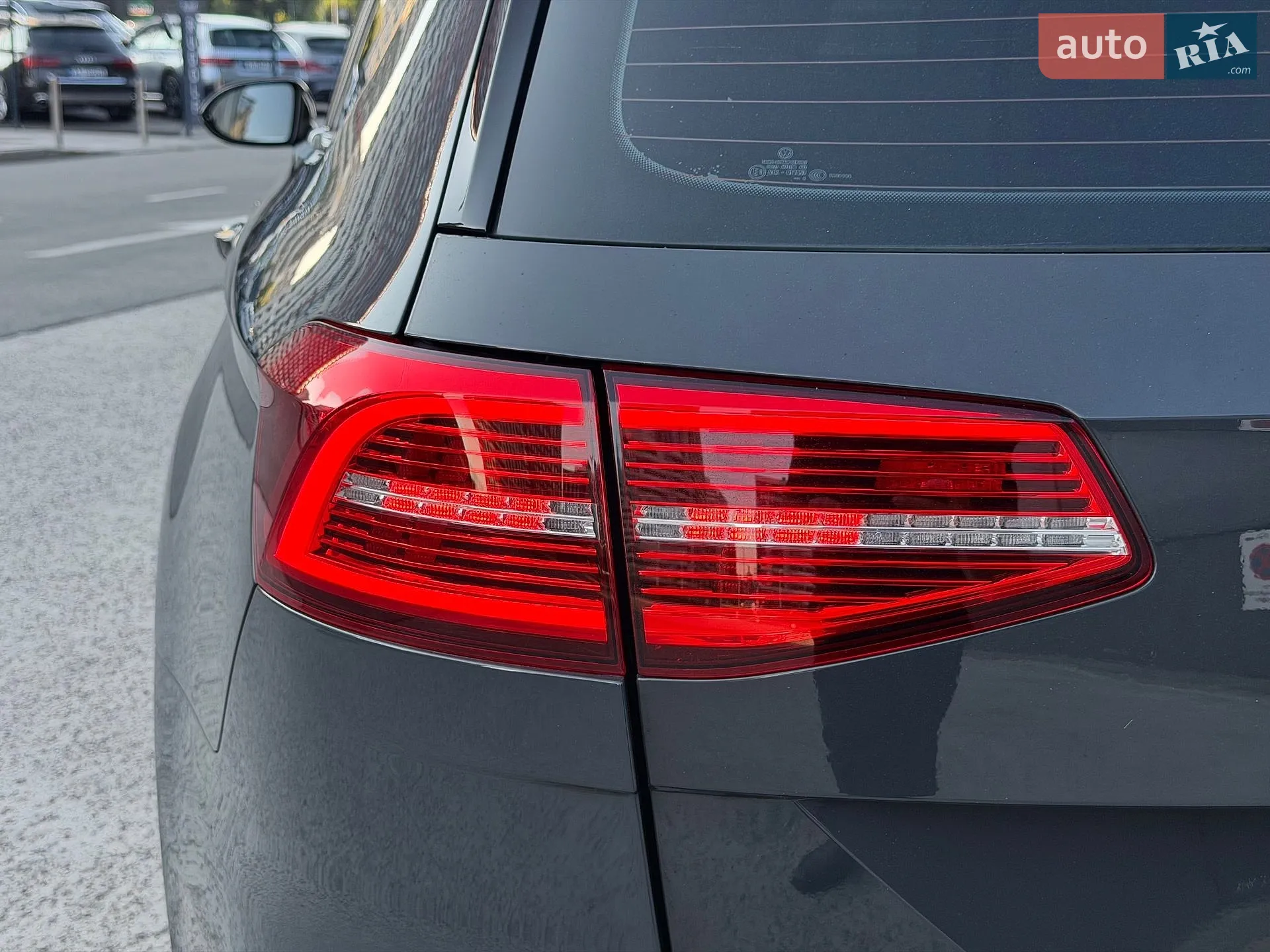 Volkswagen Passat 2016 VIN WVWZZZ3CZHE070117 фото оголошення 7 з 84