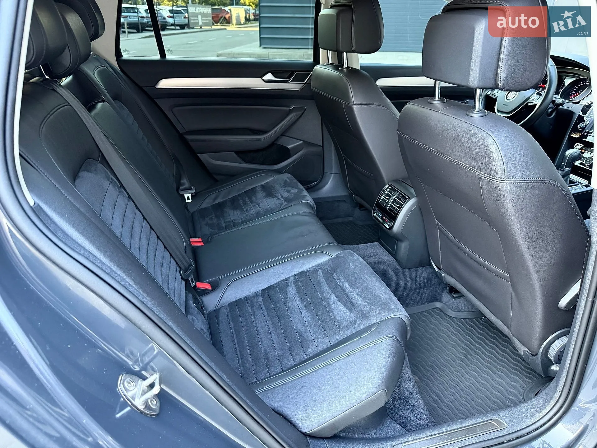 Volkswagen Passat 2016 VIN WVWZZZ3CZHE070117 фото оголошення 66 з 84