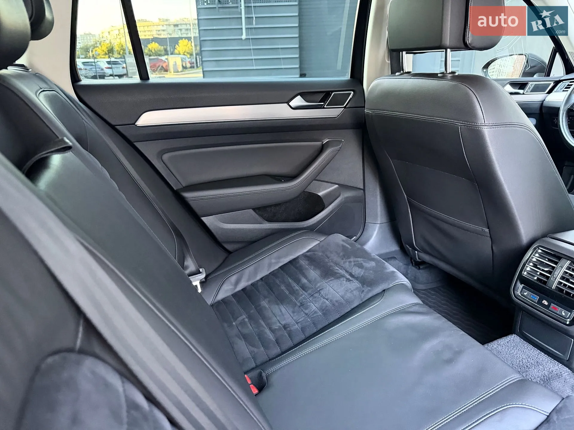 Volkswagen Passat 2016 VIN WVWZZZ3CZHE070117 фото оголошення 73 з 84