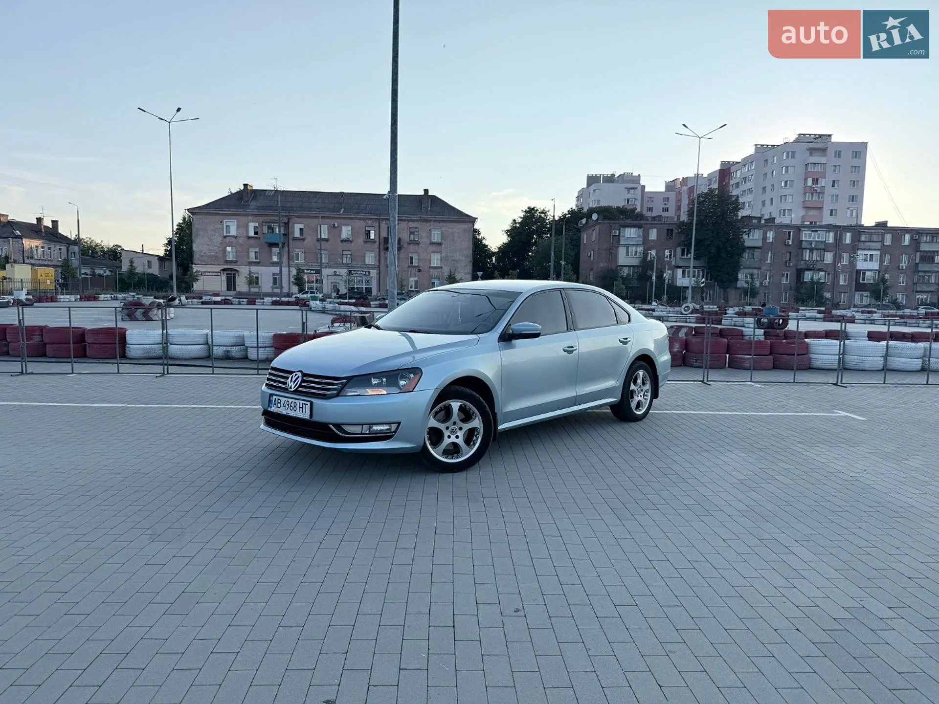 2012 Volkswagen Passat - мініатюра 3