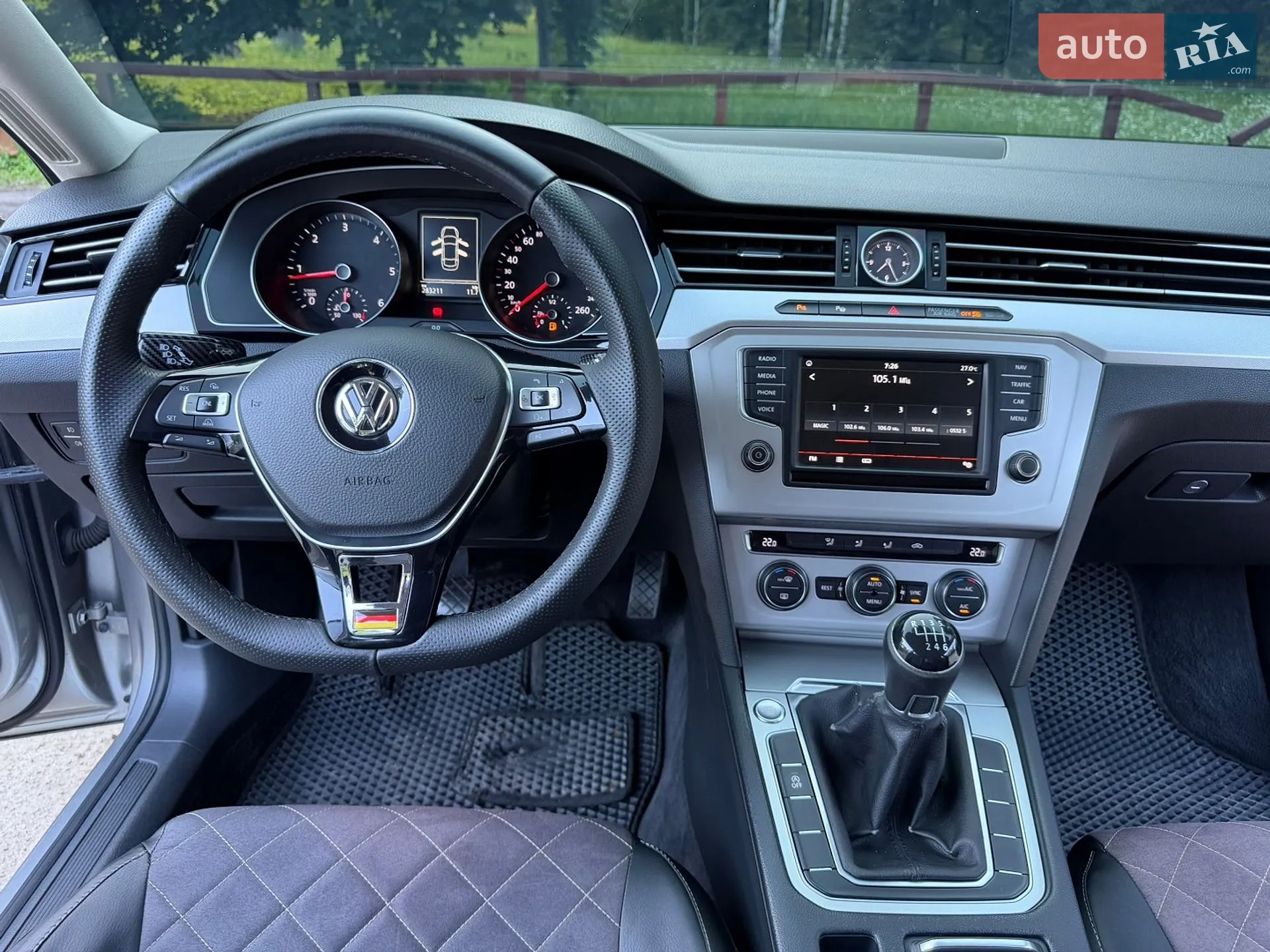 2015 Volkswagen Passat - мініатюра 16