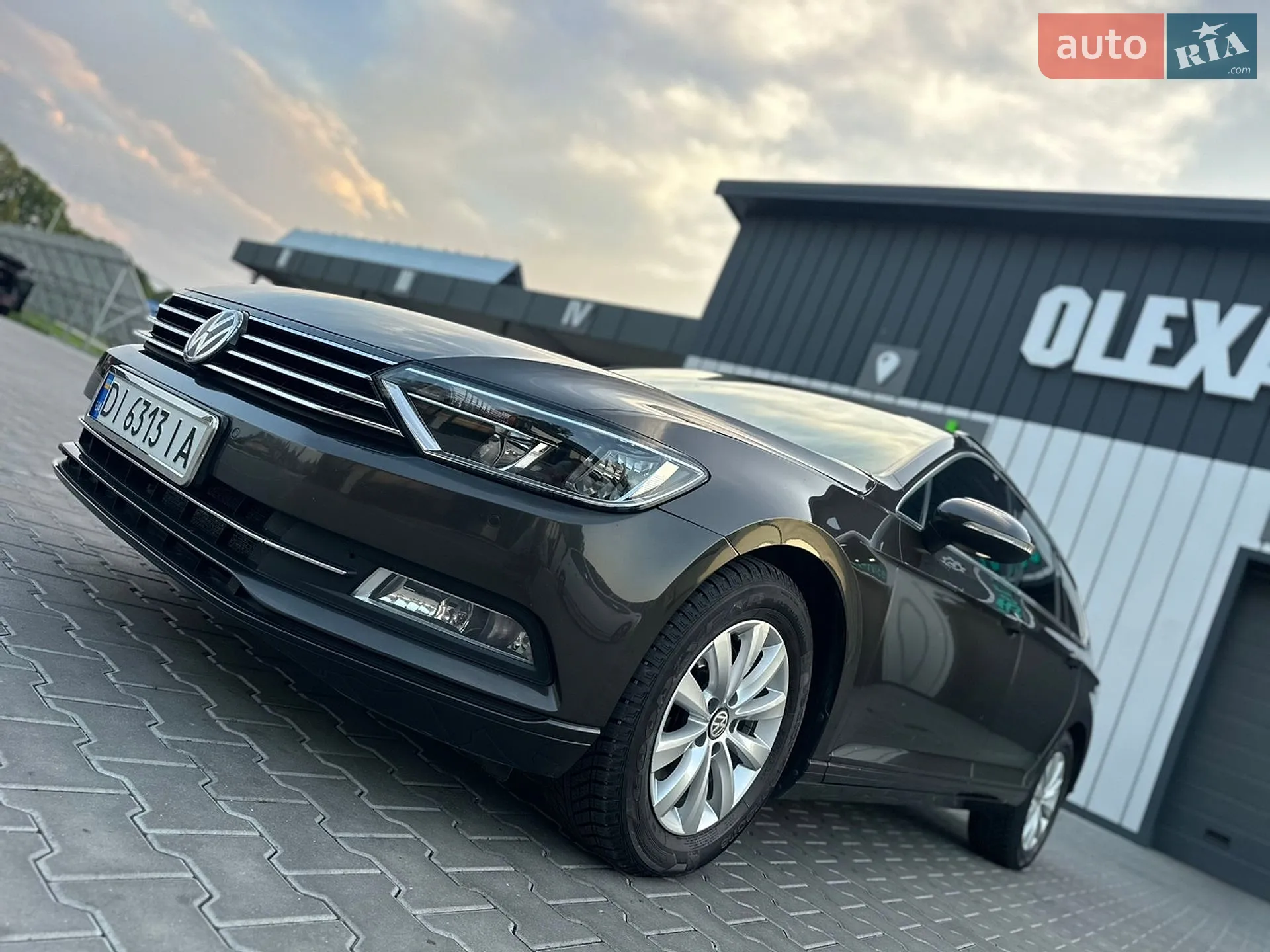 2015 Volkswagen Passat - мініатюра 3