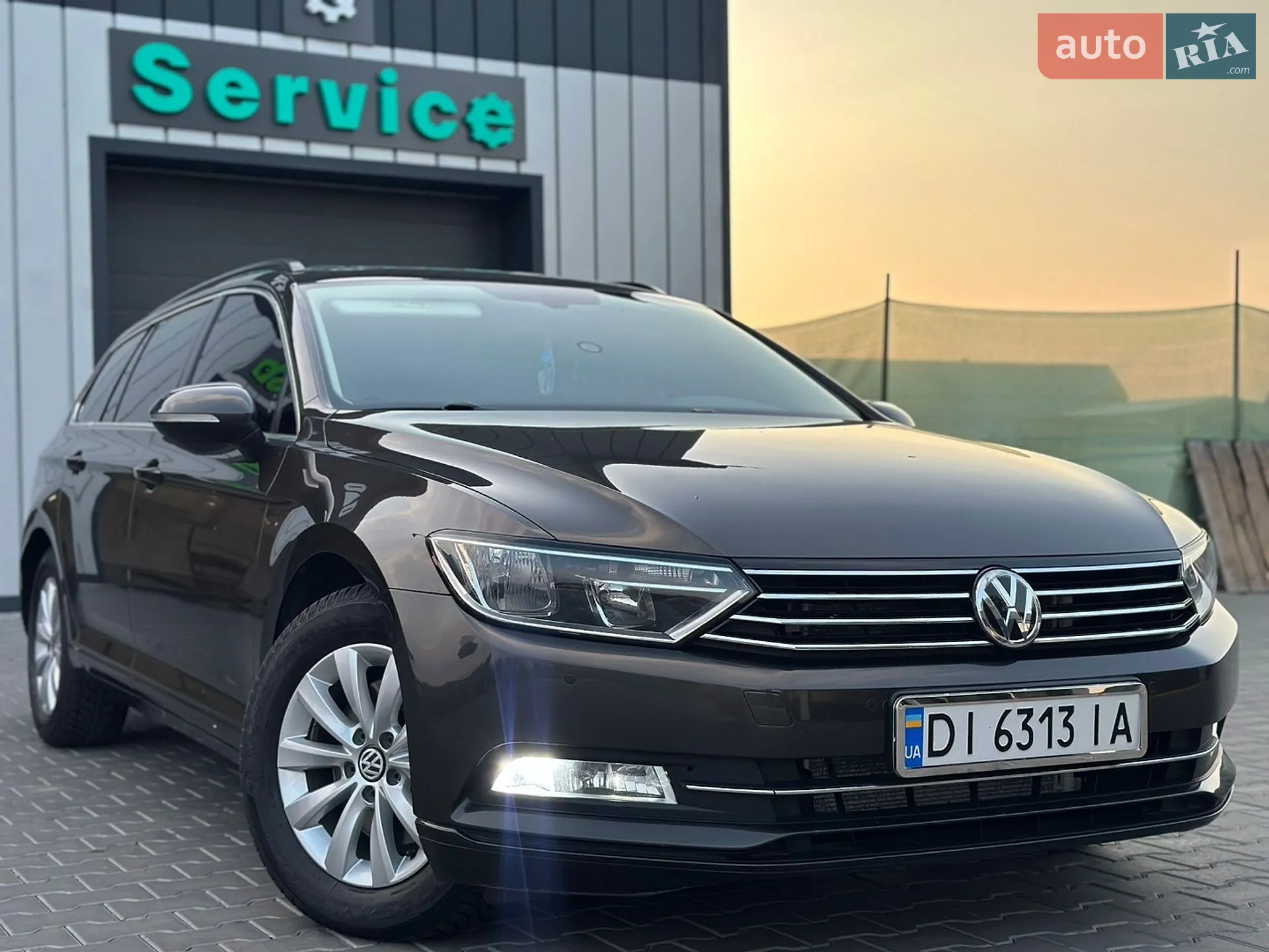 2015 Volkswagen Passat - фото 1