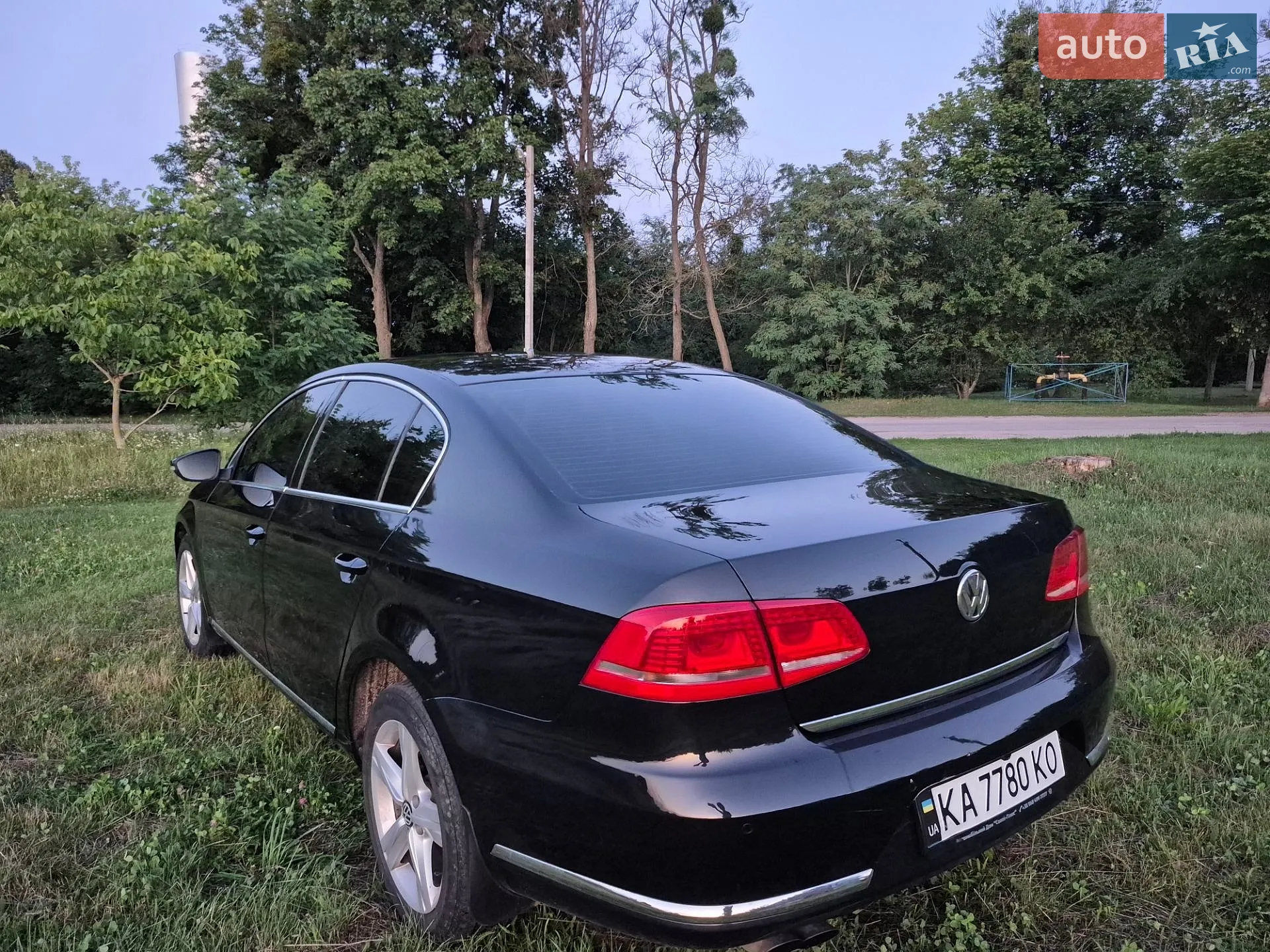 2011 Volkswagen Passat - мініатюра 8