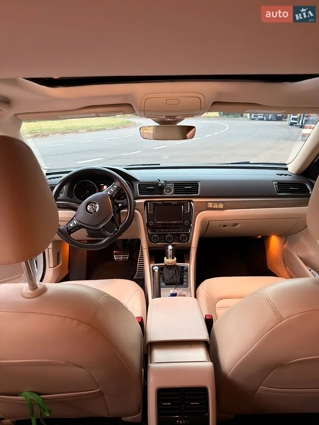 2016 Volkswagen Passat - мініатюра 27