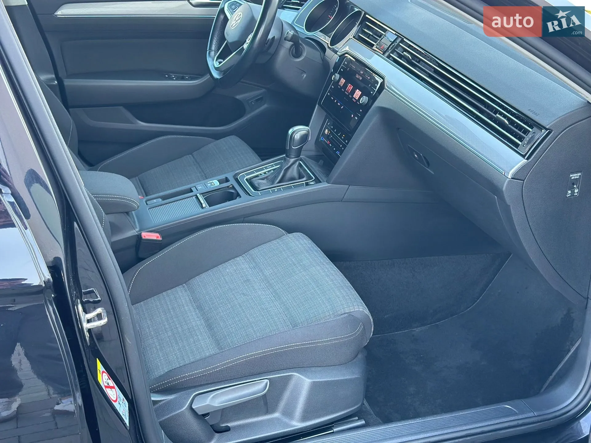 2020 Volkswagen Passat - мініатюра 20