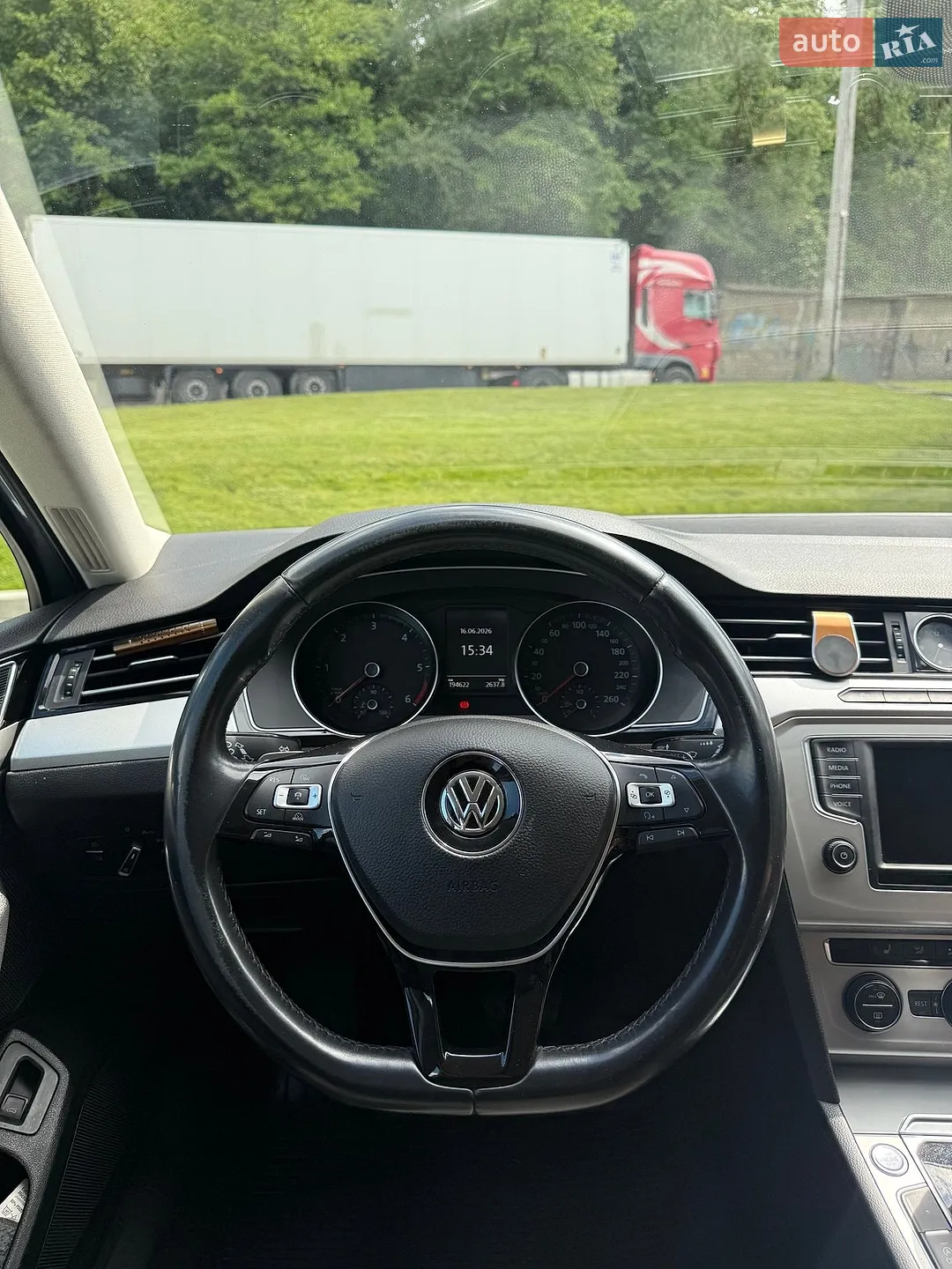 2018 Volkswagen Touareg - мініатюра 23