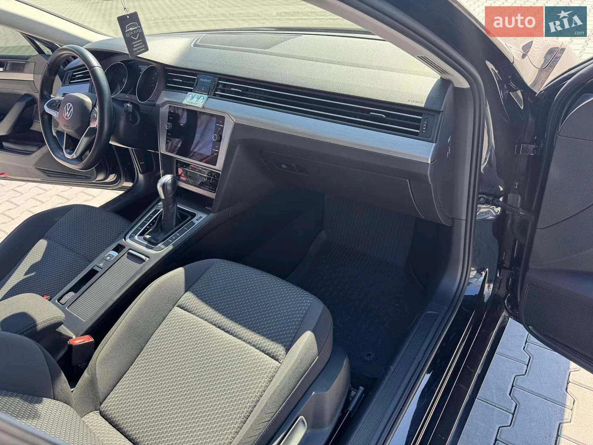 2020 Volkswagen Passat - мініатюра 12