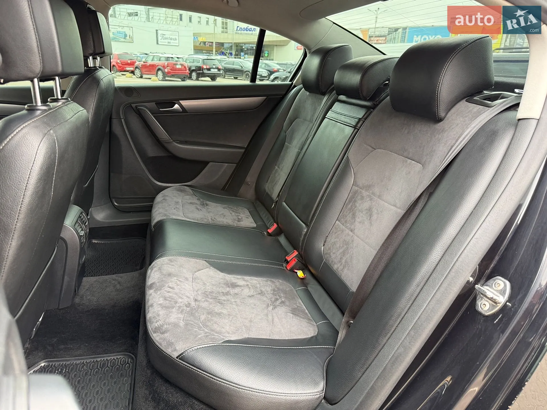 2011 Volkswagen Passat - мініатюра 11