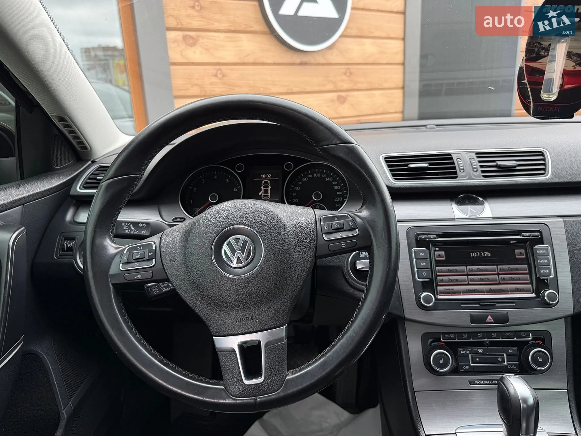 2011 Volkswagen Passat - мініатюра 13