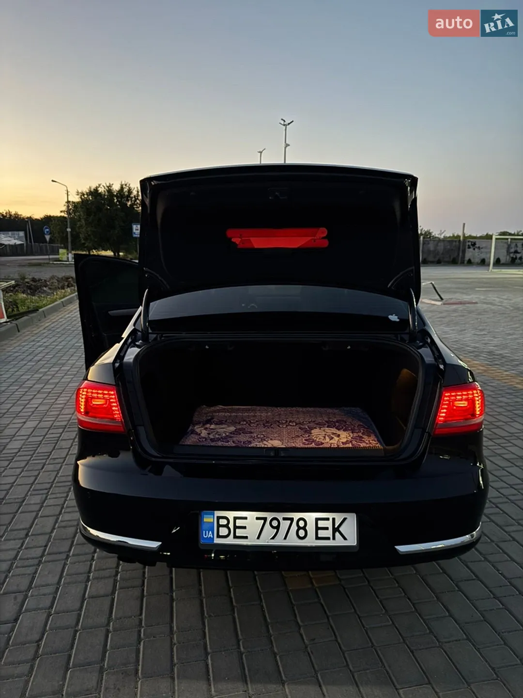 2011 Volkswagen Passat - мініатюра 24