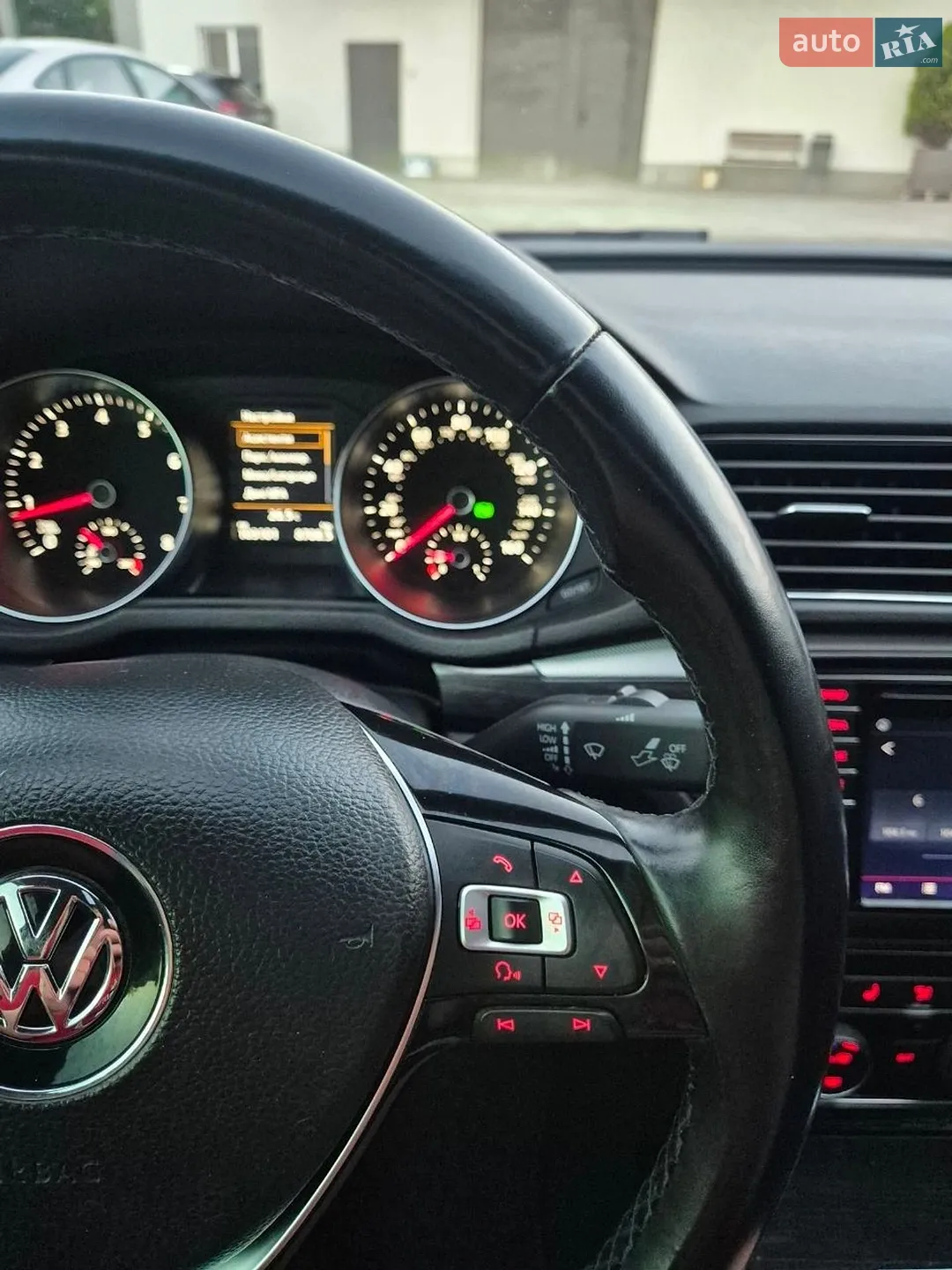 2016 Volkswagen Passat - мініатюра 45