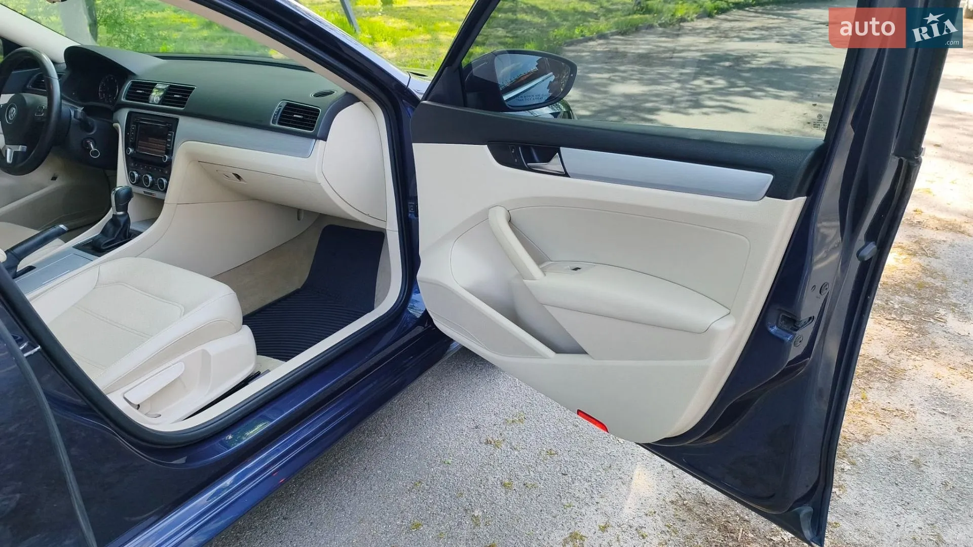 2011 Volkswagen Passat - мініатюра 37