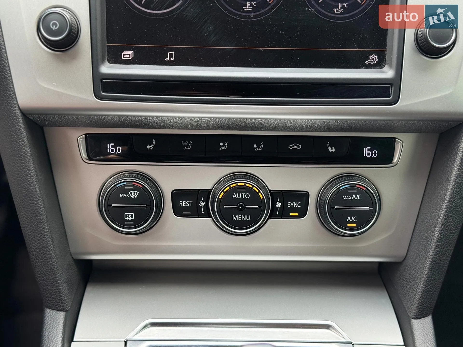 2015 Volkswagen Passat - мініатюра 17
